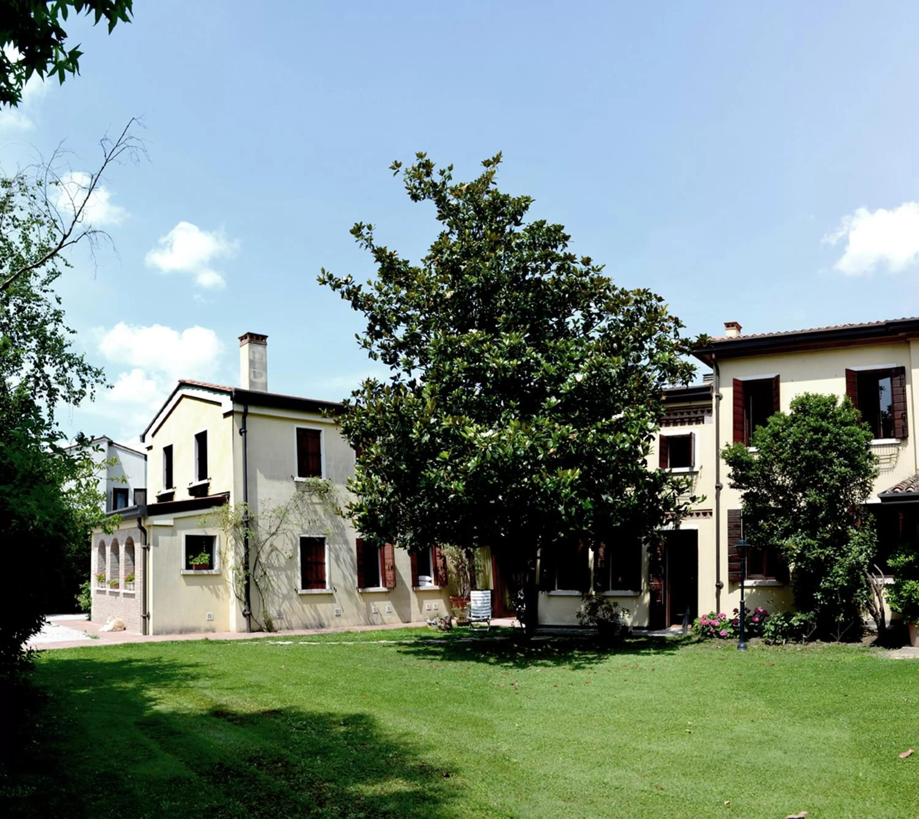 Property building in B&B Casa Camilla