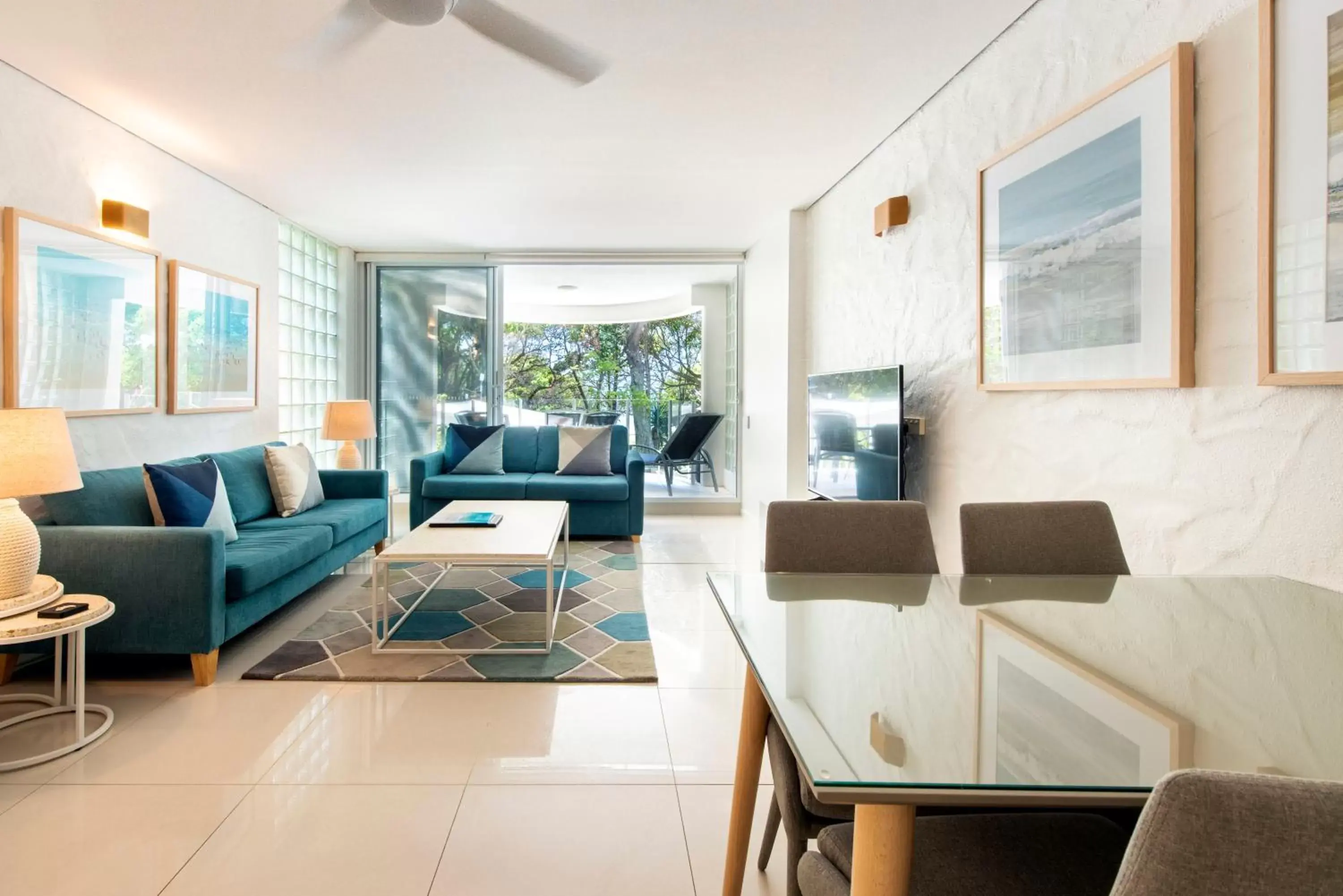 Living room, Seating Area in SandCastles Noosa