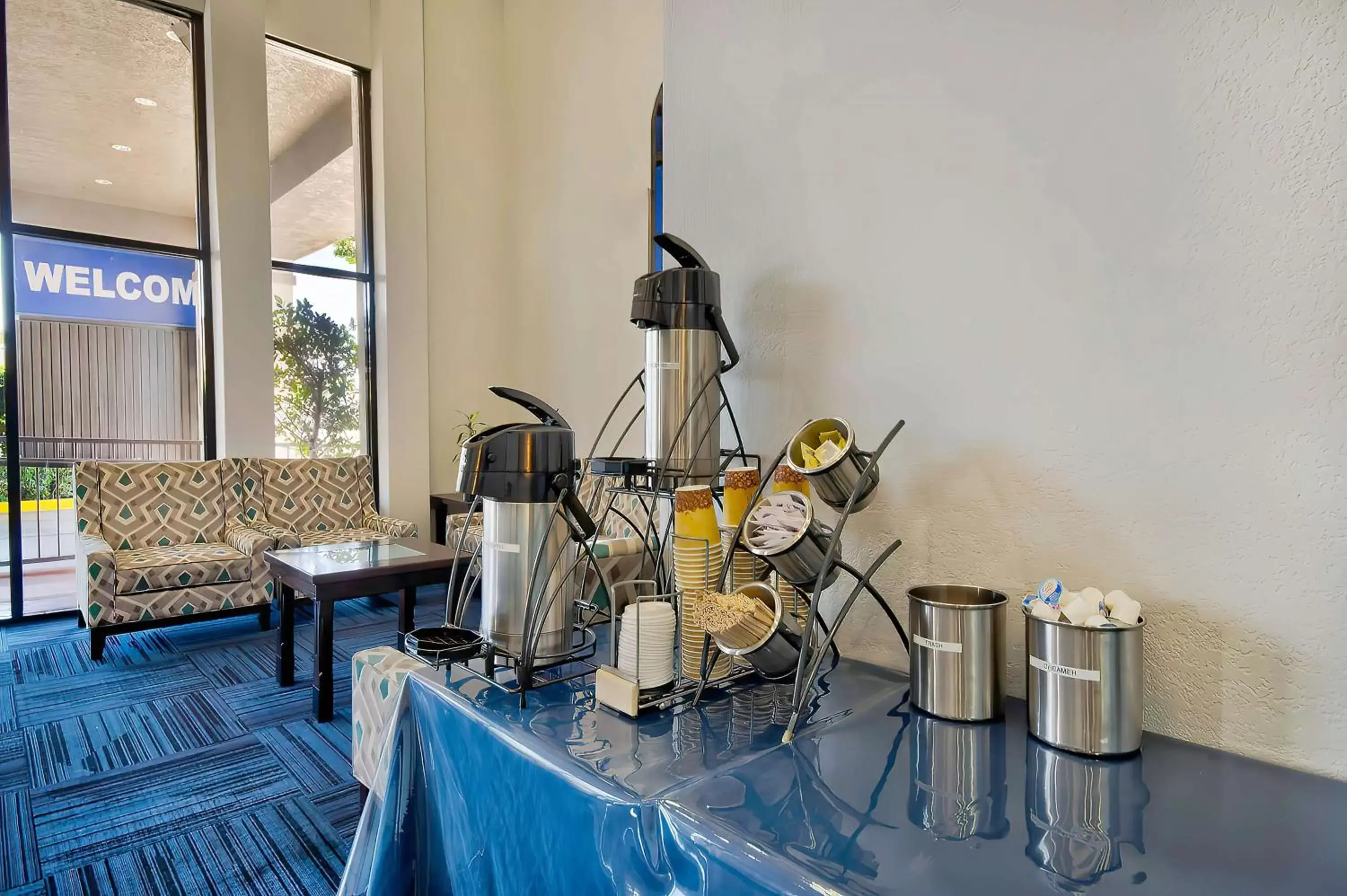 Coffee/tea facilities in Studio 6 Suites Lawndale, CA South Bay
