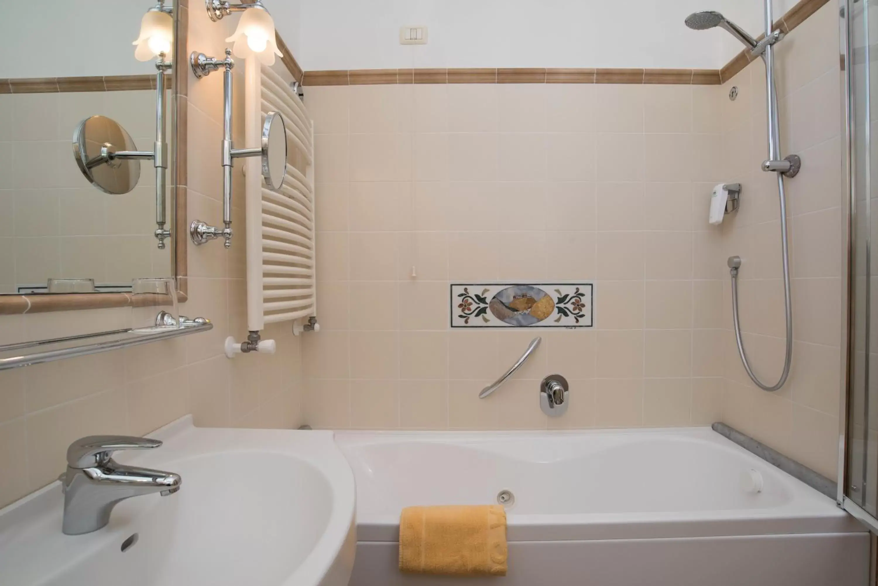 Superior Double or Twin Room with Terrace - Top Floor in Hotel Villa Schuler Superior Double or Twin Room with Terrace - Top Floor in Hotel Villa Schuler