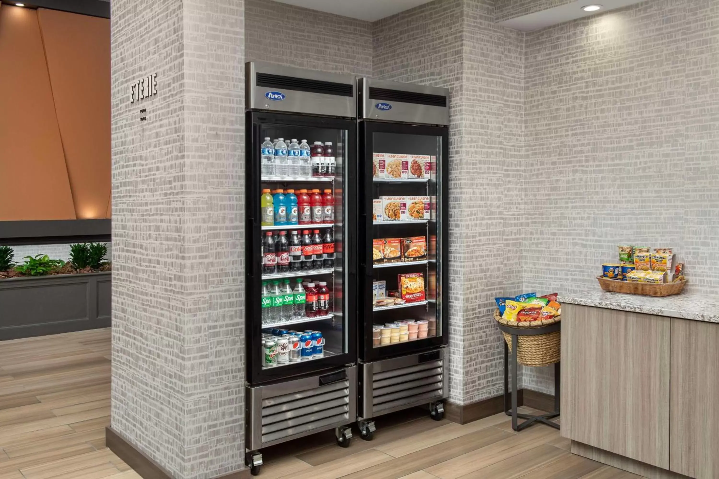 Restaurant/places to eat in Embassy Suites Winston-Salem Restaurant/places to eat in Embassy Suites Winston-Salem