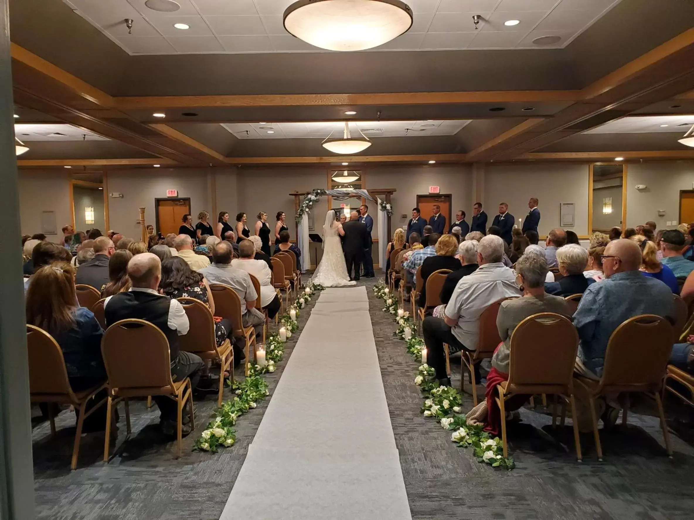 wedding, Banquet Facilities in Crossroads Hotel and Huron Event Center