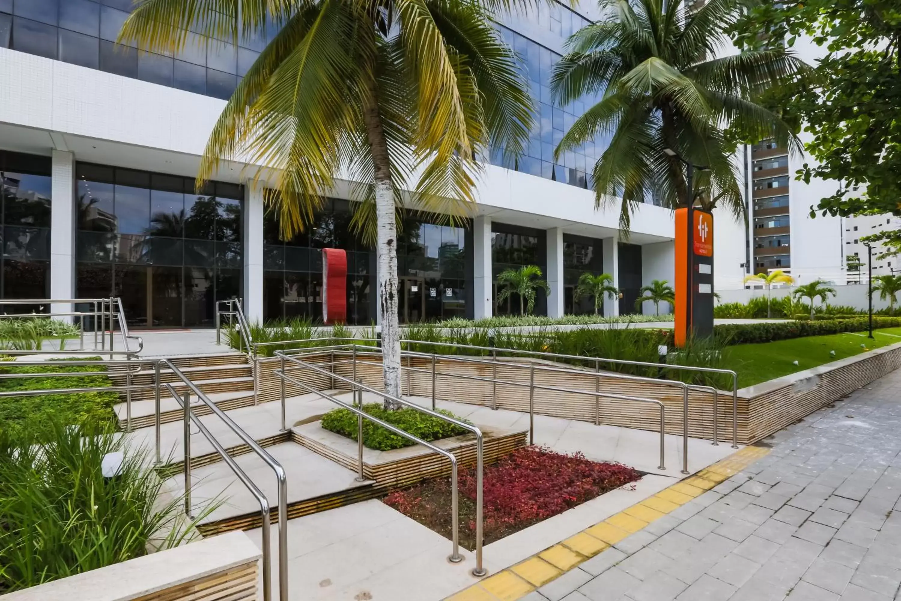 Facade/entrance in Transamerica Fit Recife