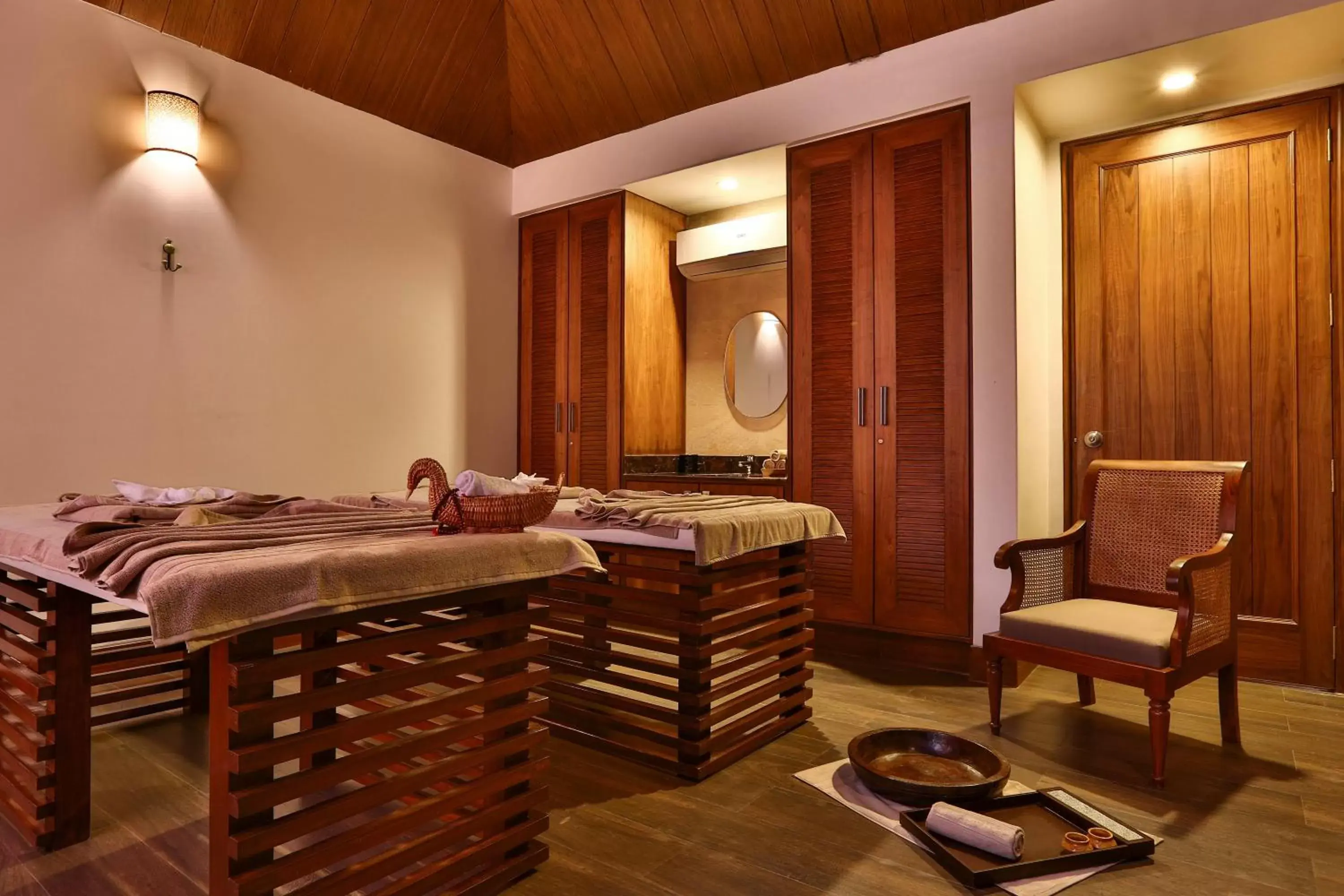 Massage in Rhythm Lonavala - An All Suite Resort