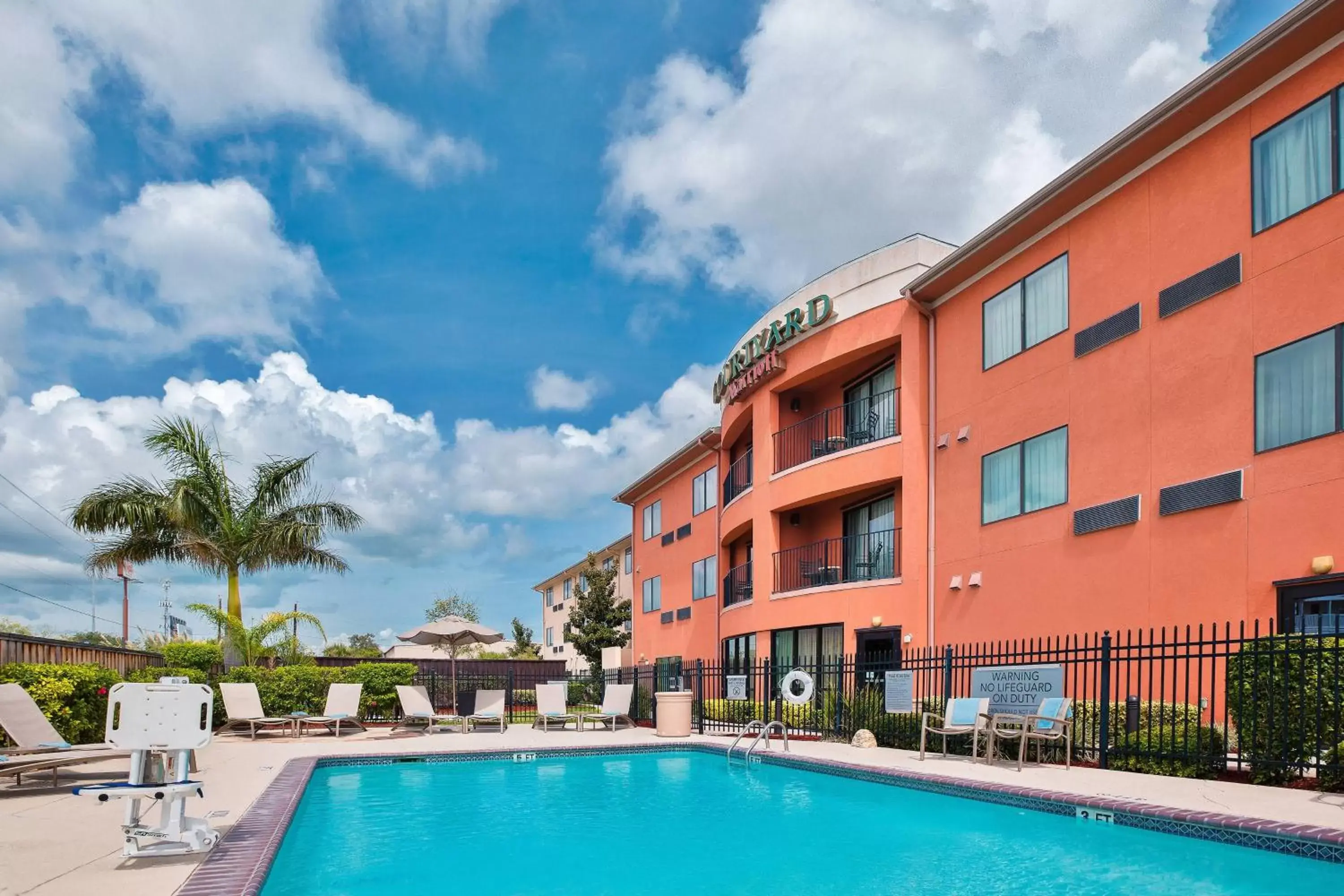 Swimming Pool in Courtyard by Marriott Corpus Christi