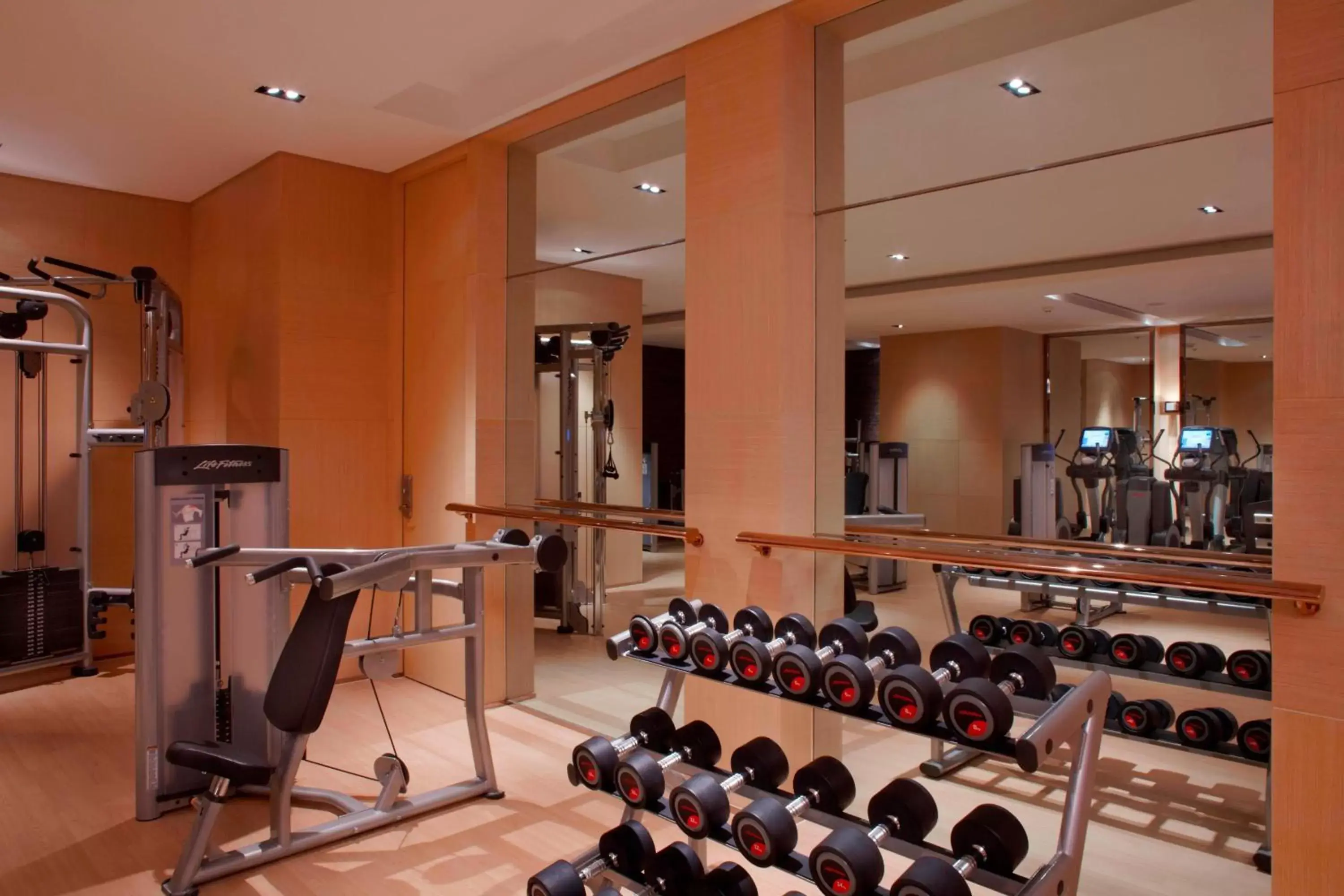 Fitness centre/facilities, Fitness Center/Facilities in Marriott Guangzhou Tianhe