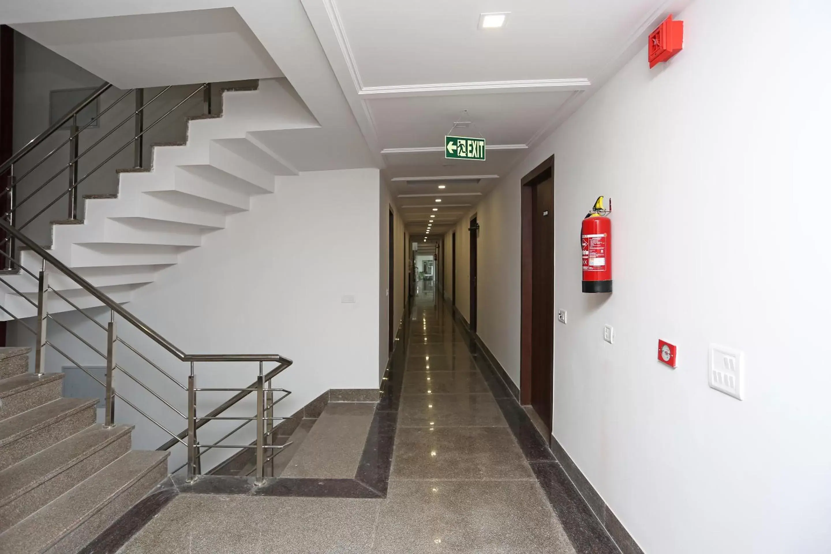 Area and facilities in Hotel Arch - Near Aerocity New Delhi