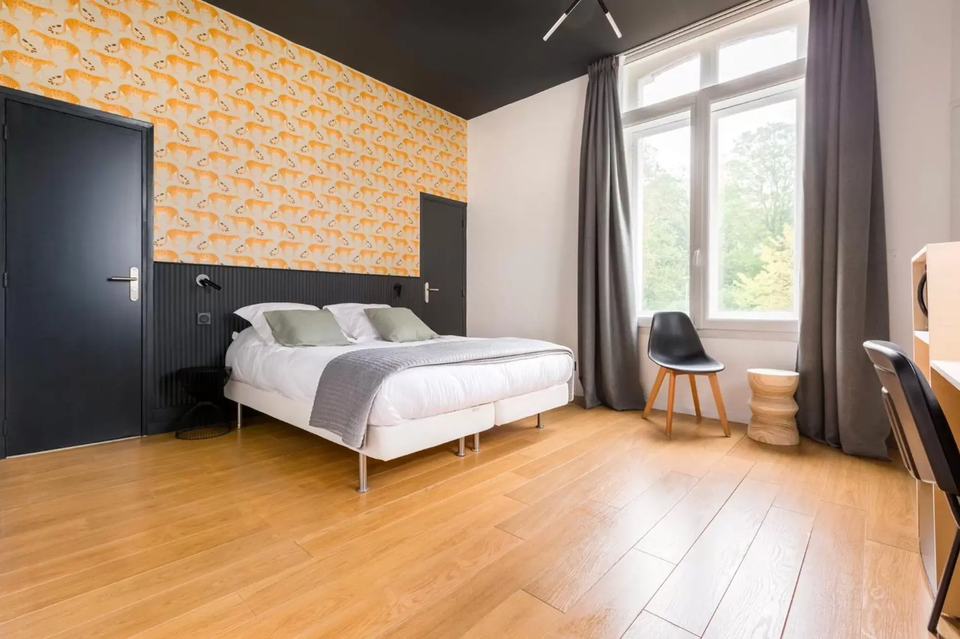 Bedroom, Bed in Le Chat Qui Dort - Villa Gounod