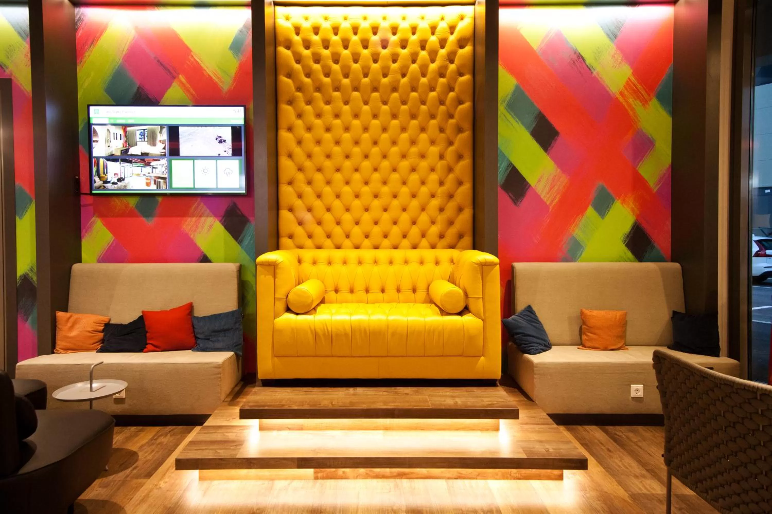 Lobby or reception in ibis Styles Parndorf Neusiedler See