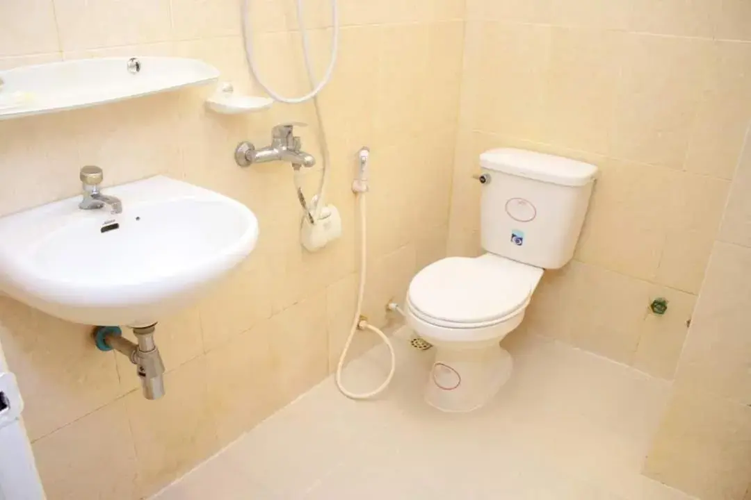 Toilet, Bathroom in Siem Reap Comforts Hostel