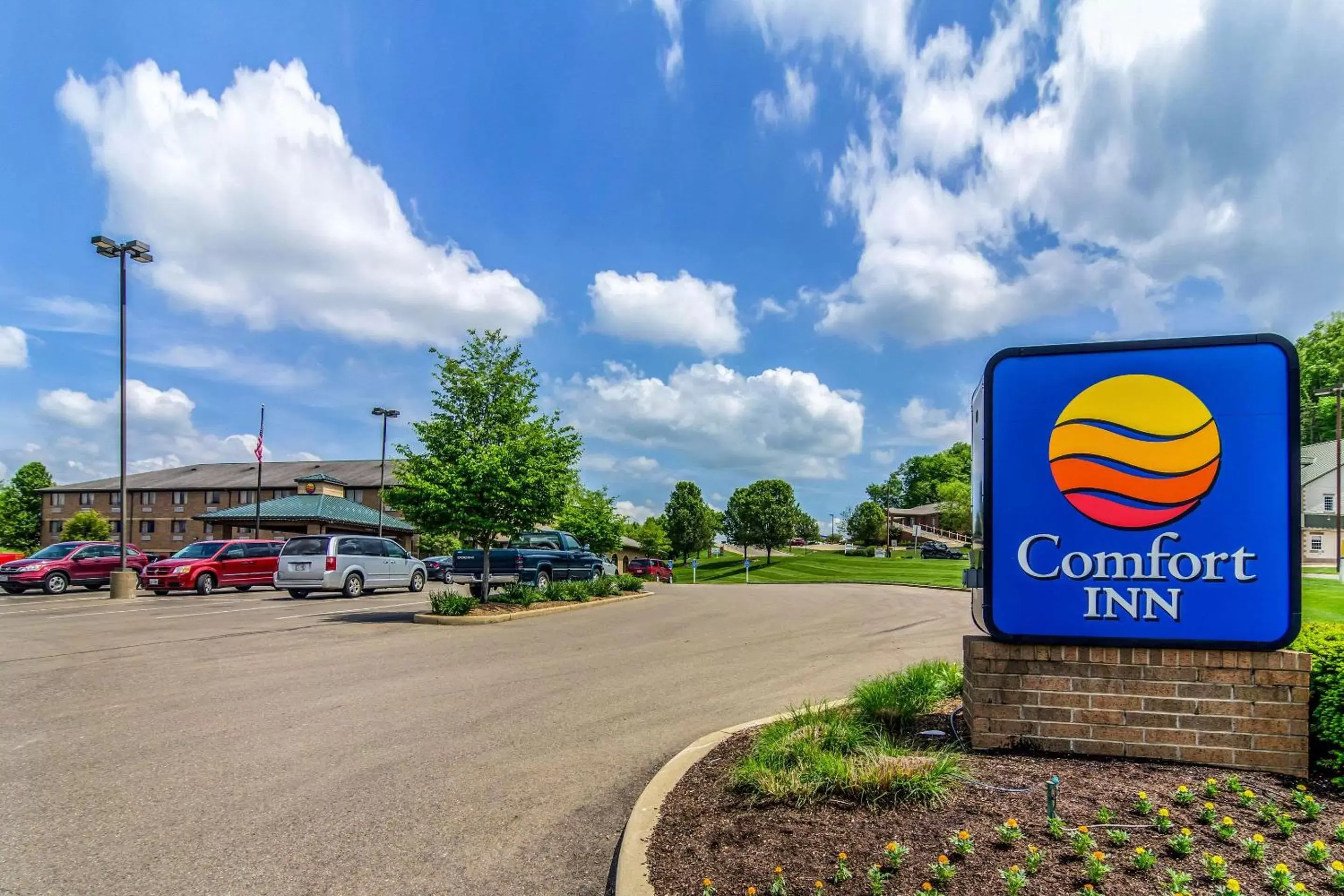 Property building in Comfort Inn Millersburg