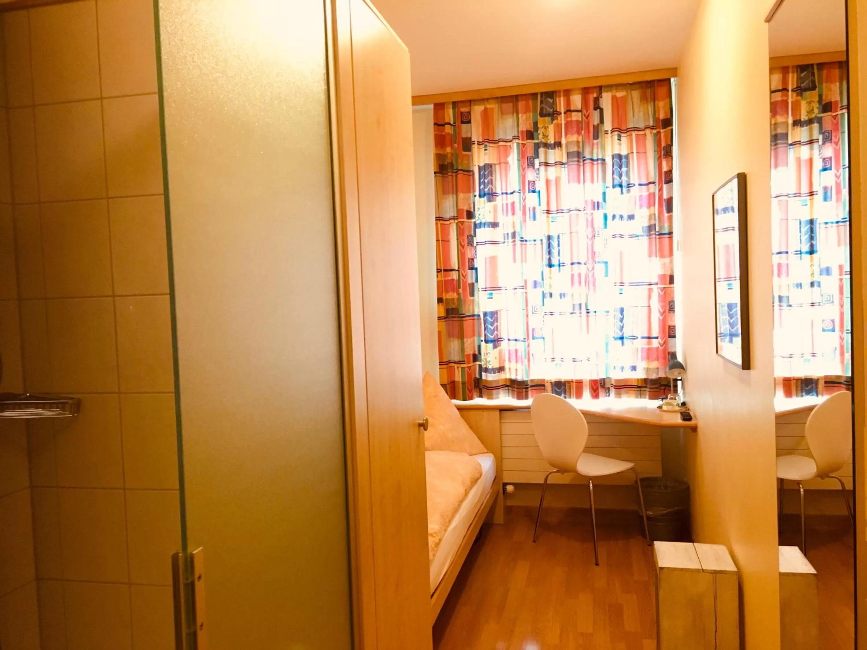 Photo of the whole room, Bathroom in Gasthaus zum Löwen