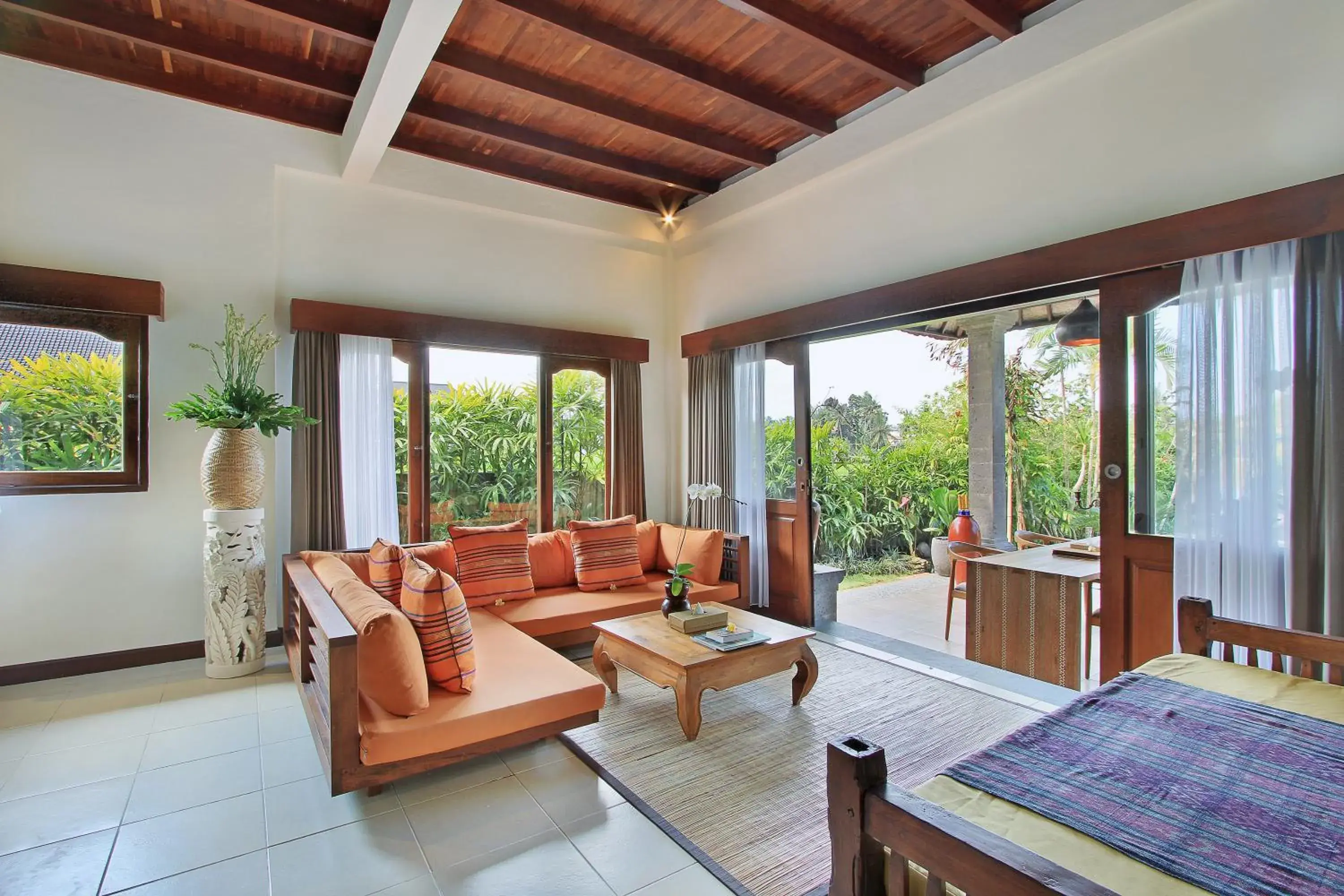 Living room, Seating Area in D'Legon Luxury Villas