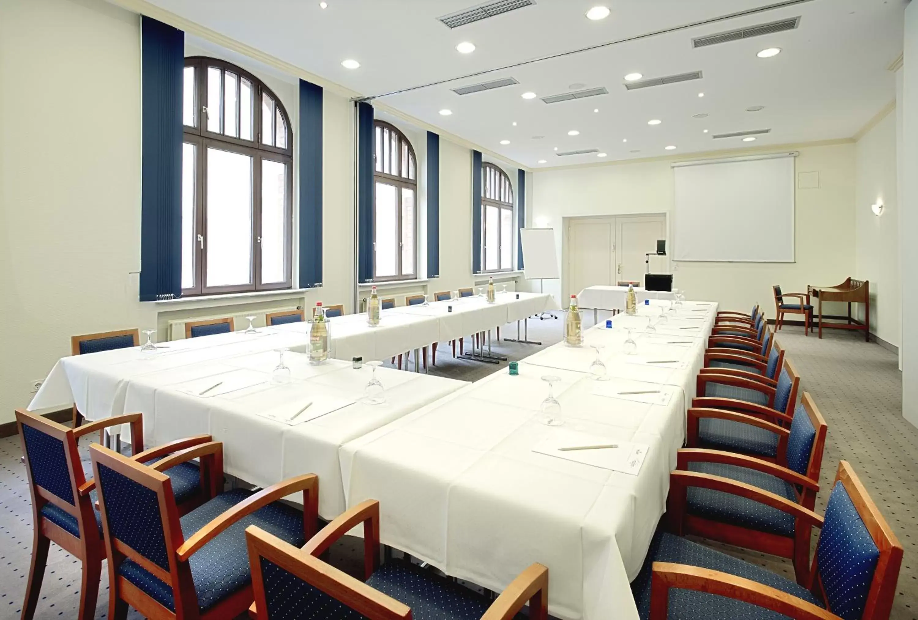 Business facilities in Tryp by Wyndham Kassel City Centre