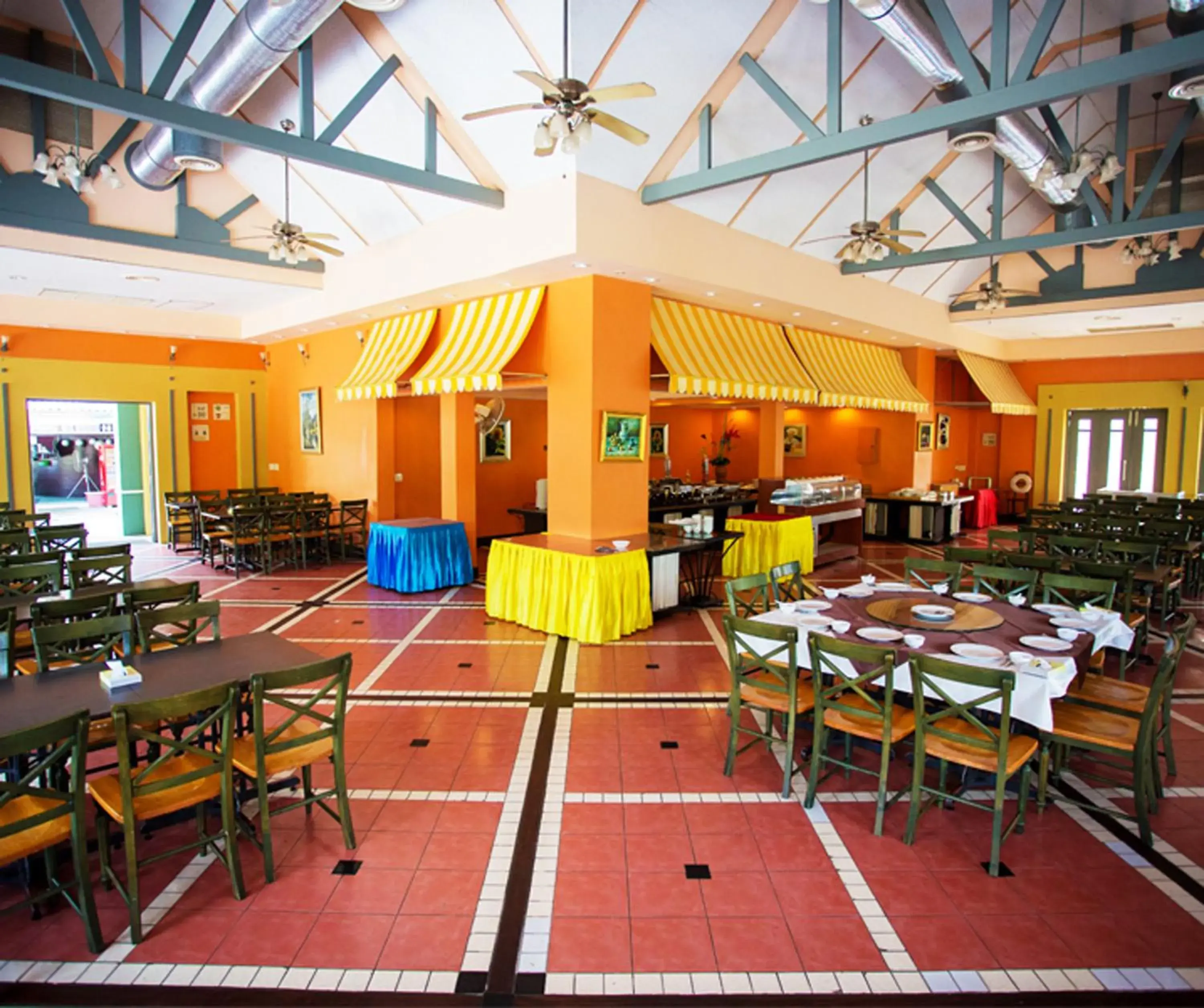 Restaurant/places to eat in Brookside Valley Resort Restaurant/places to eat in Brookside Valley Resort