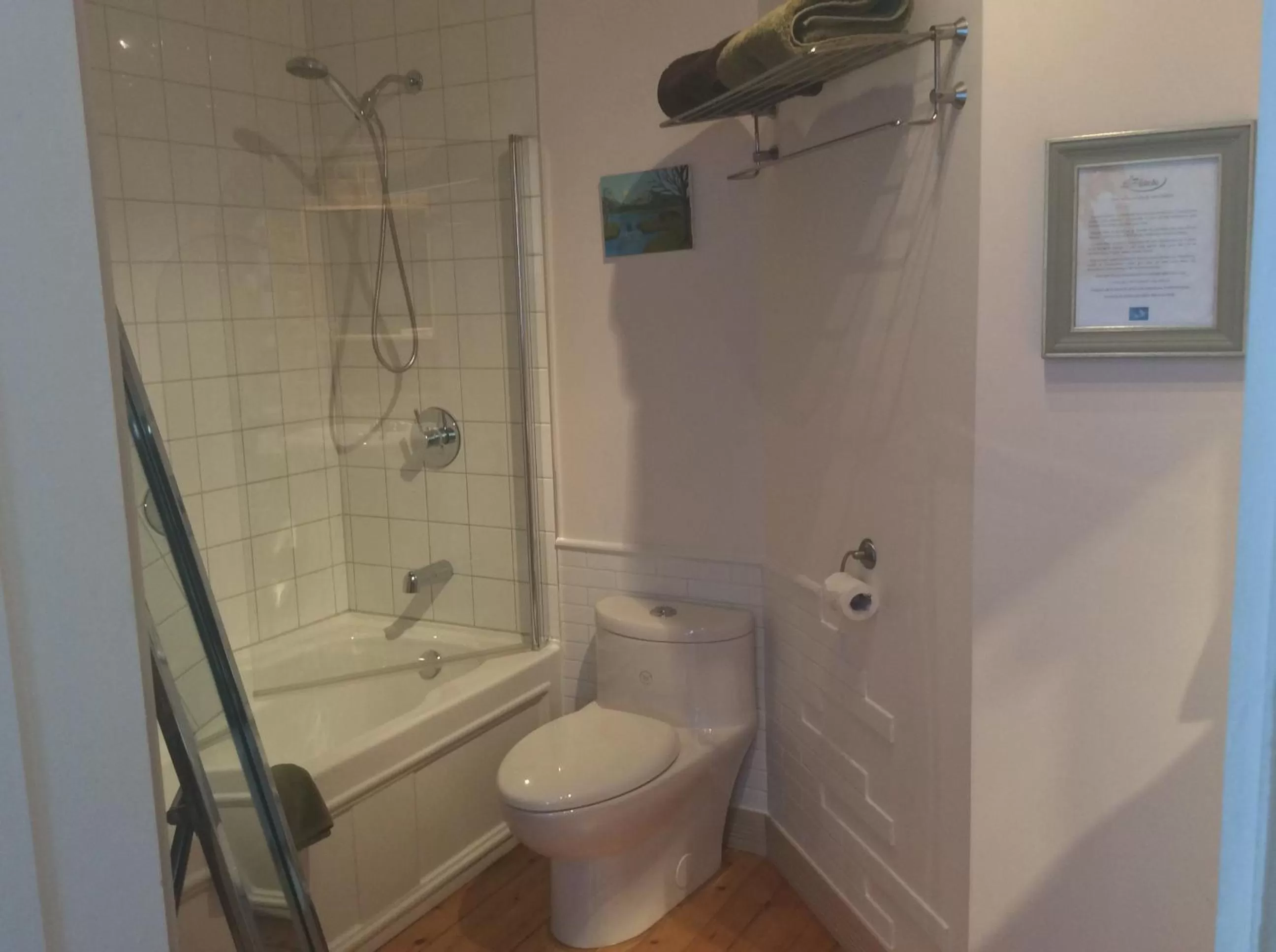 Bathroom in Île de Garde B&B