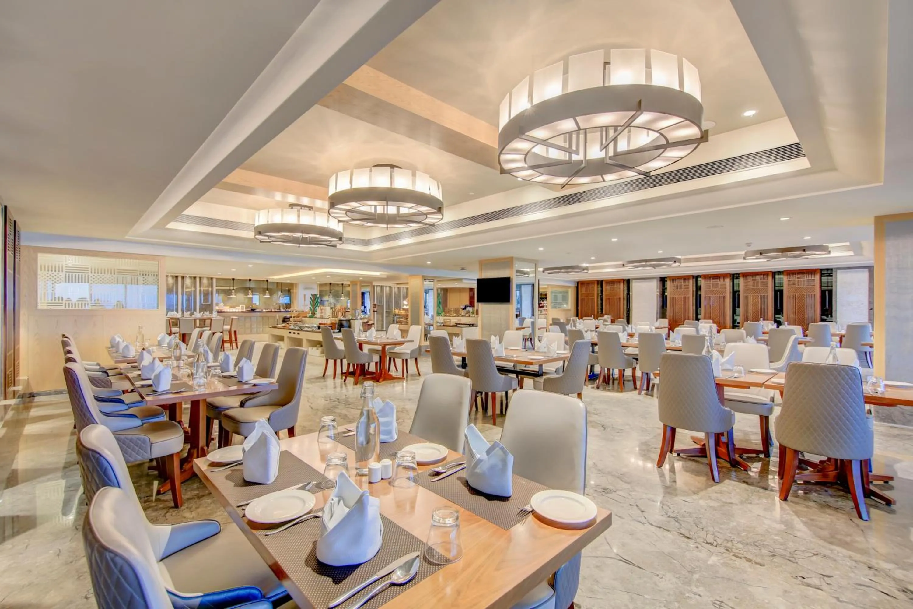 Restaurant/places to eat in Radisson Blu Gorakhpur