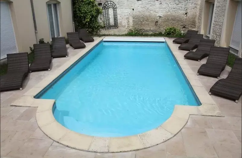Pool view, Swimming Pool in Logis Le Saint Nicolas