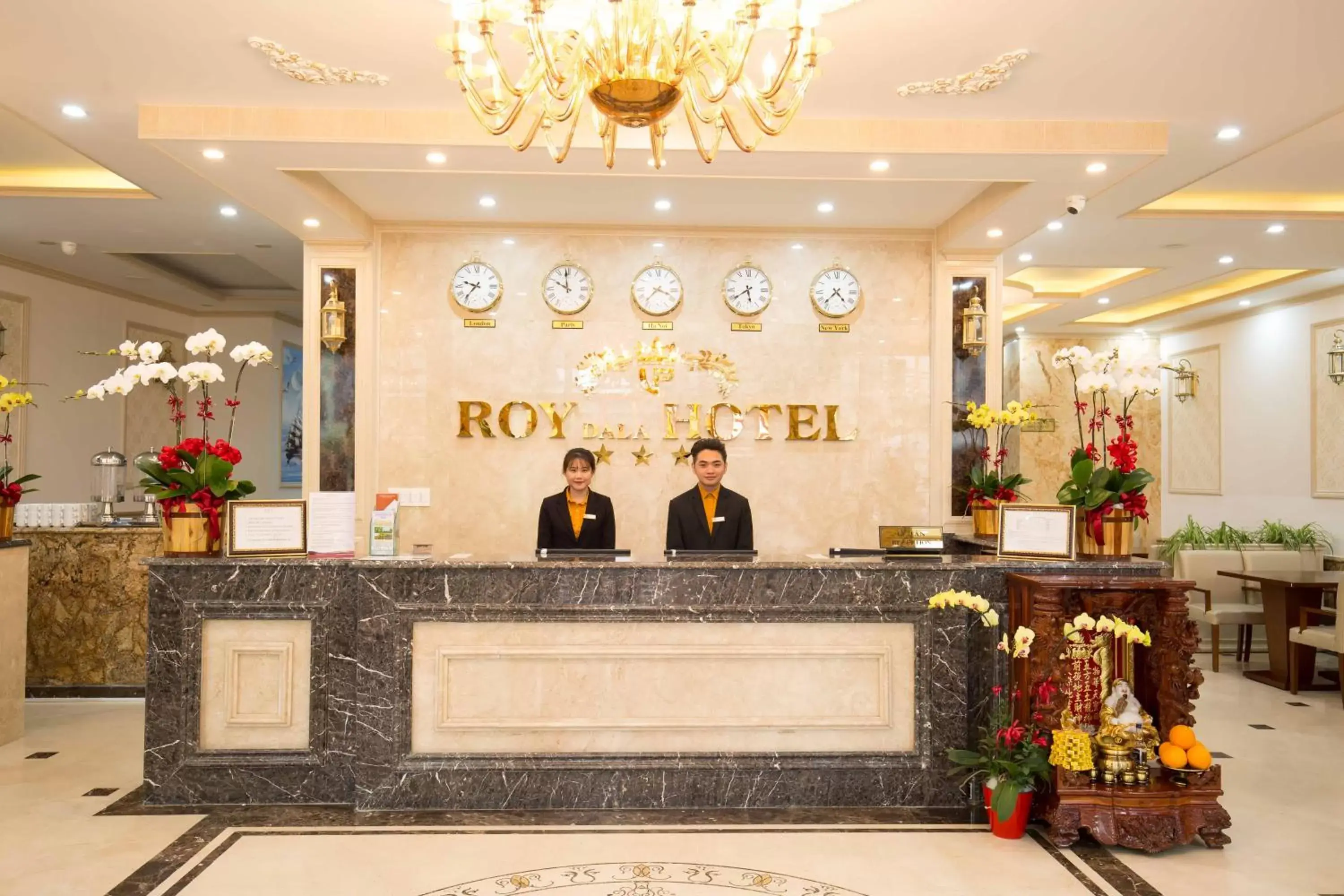 Staff, Lobby/Reception in Roy Dala Hotel