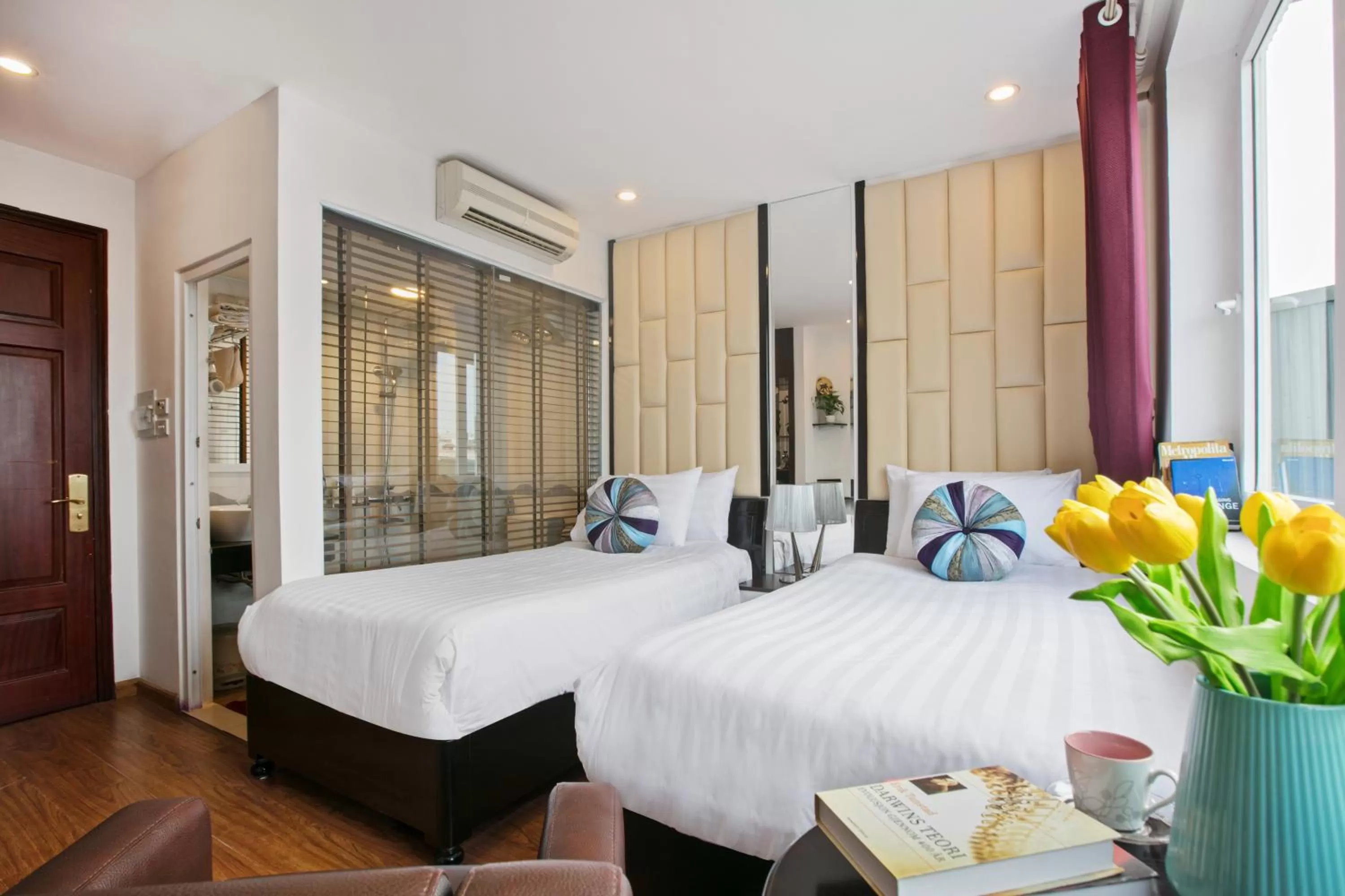 Deluxe Twin Room in Splendid Holiday Hotel