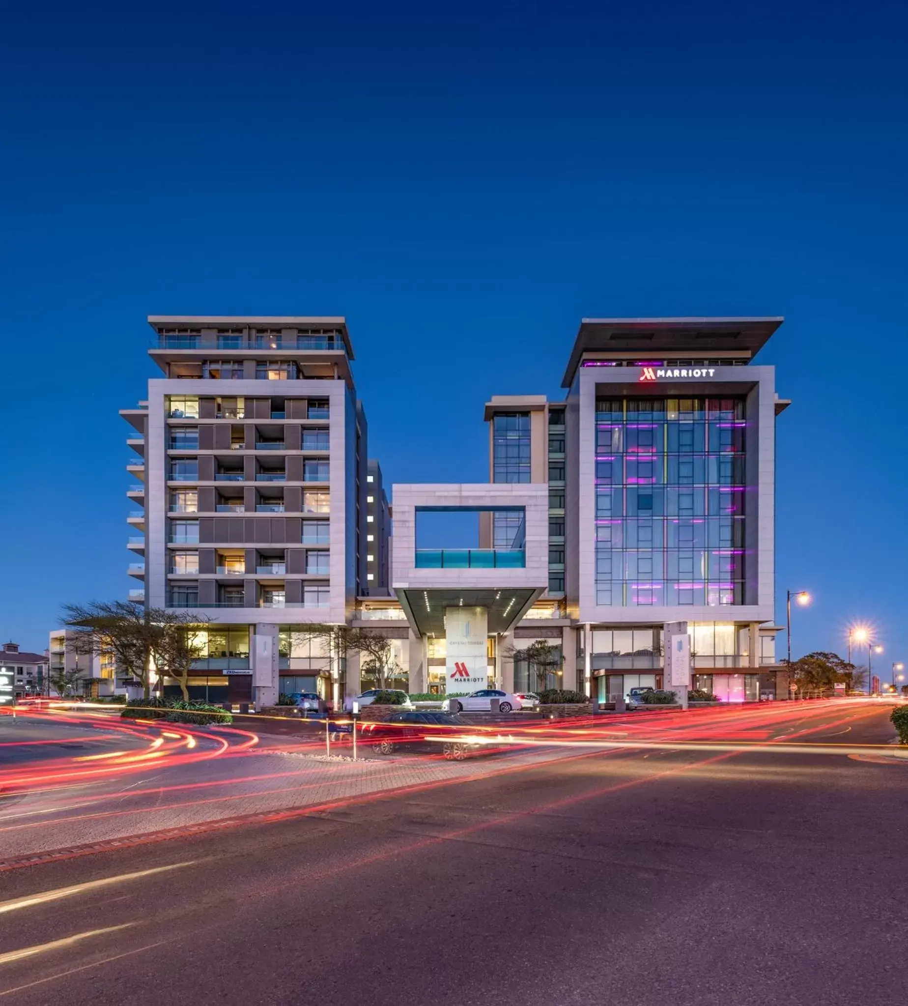 Property Building in Cape Town Marriott Hotel Crystal Towers