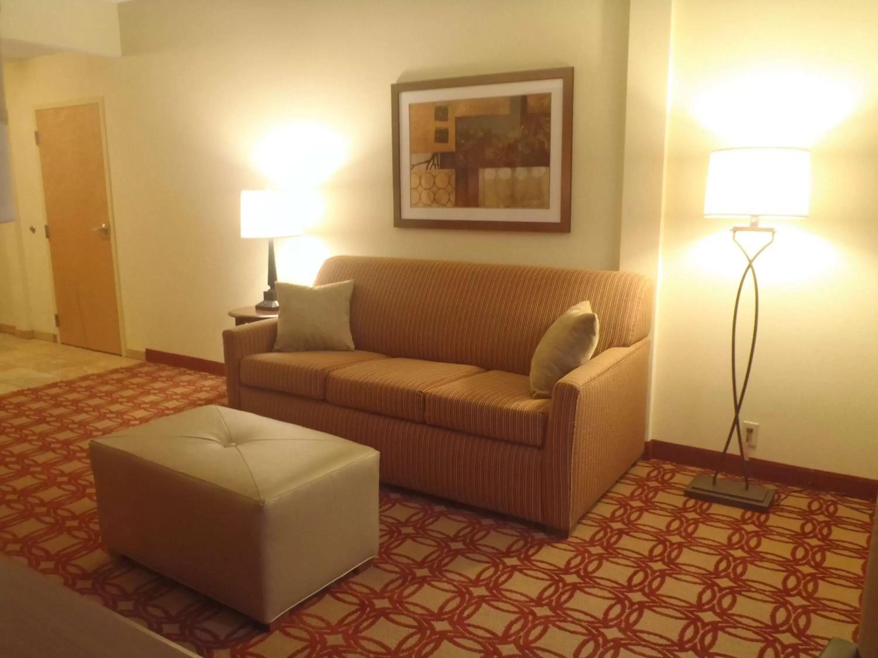Living room, Seating Area in Hampton Inn & Suites Wiggins