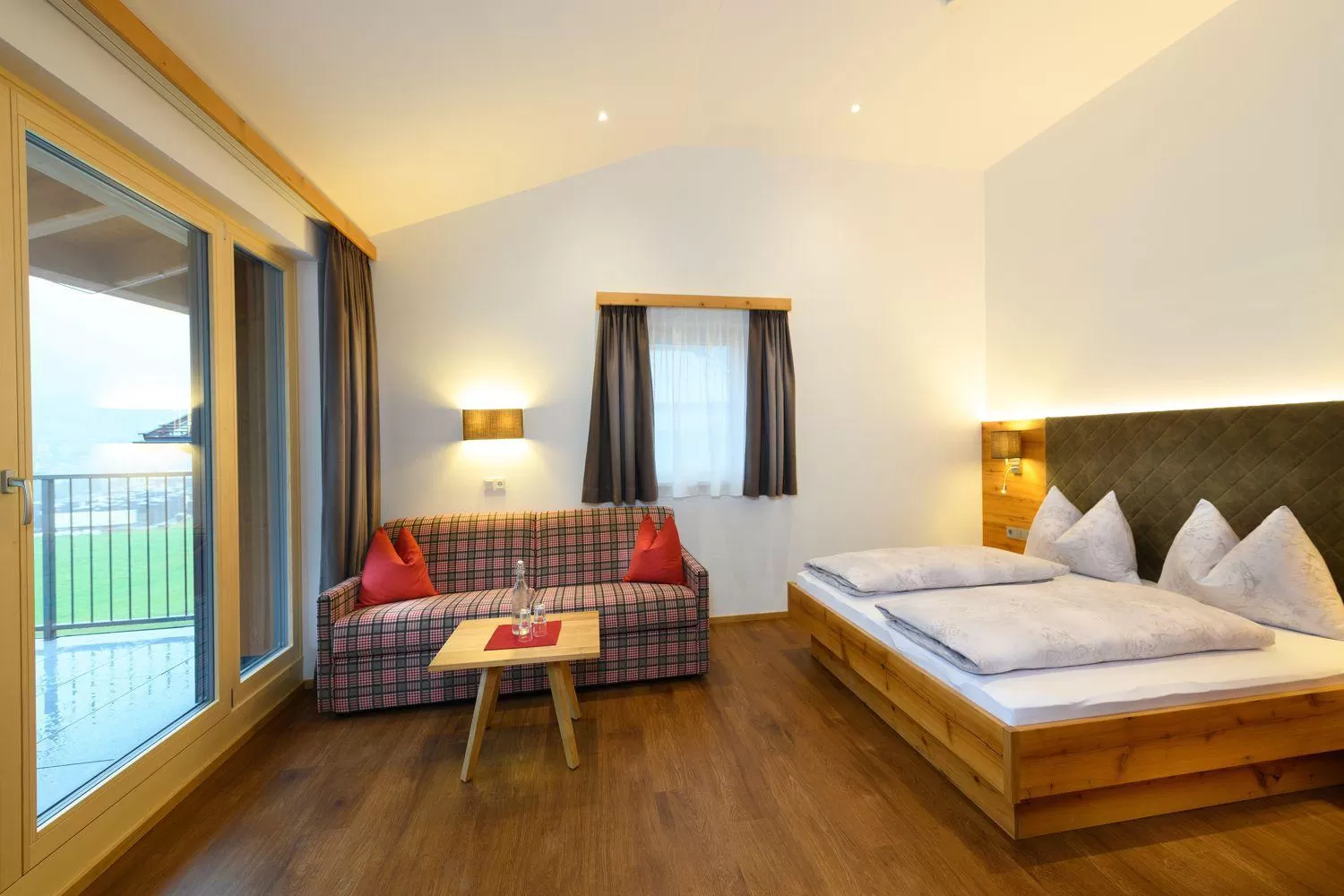 Photo of the whole room, Bed in Appartement-Pension Kendlbacher