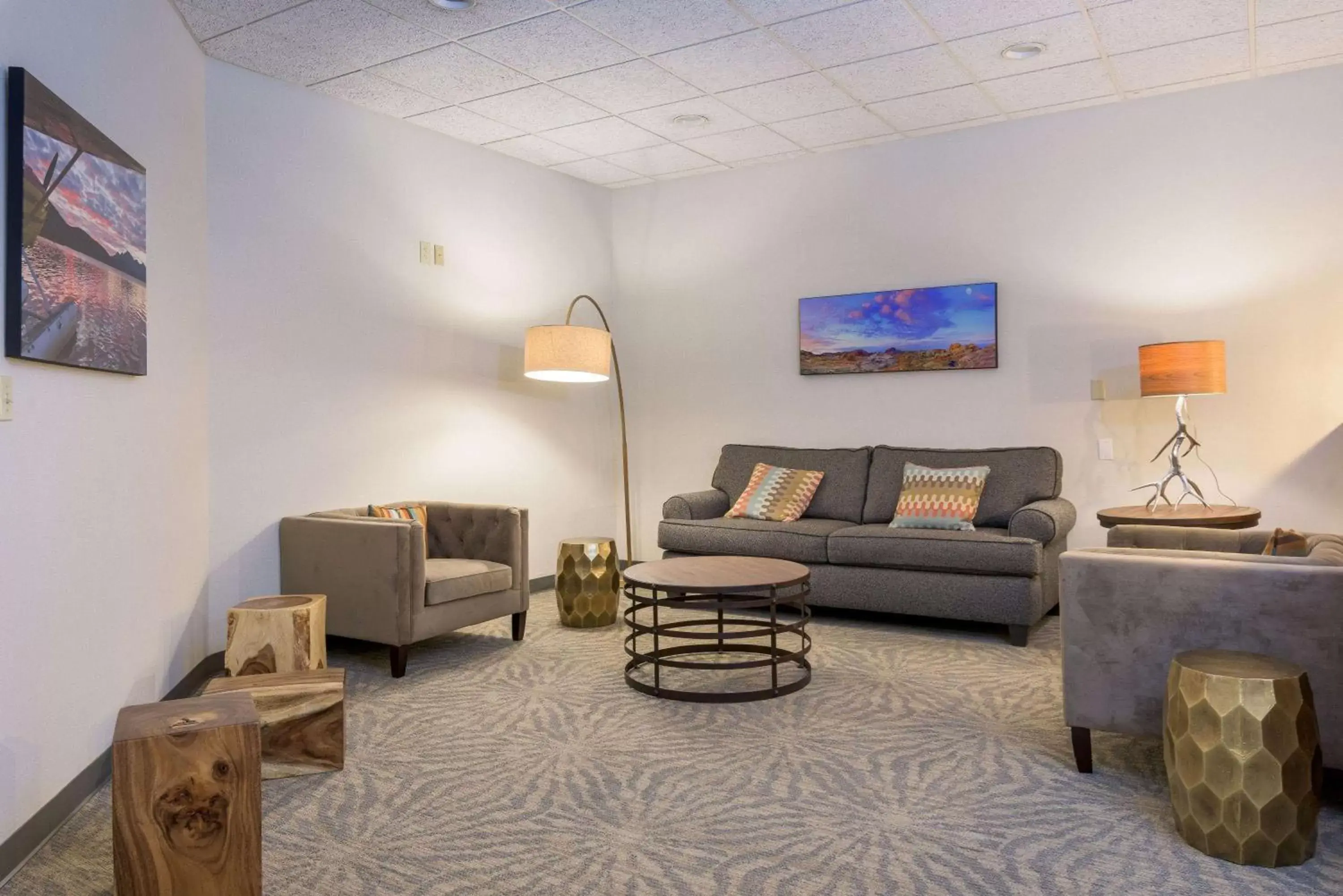 Lobby or reception, Seating Area in Ramada by Wyndham Boise