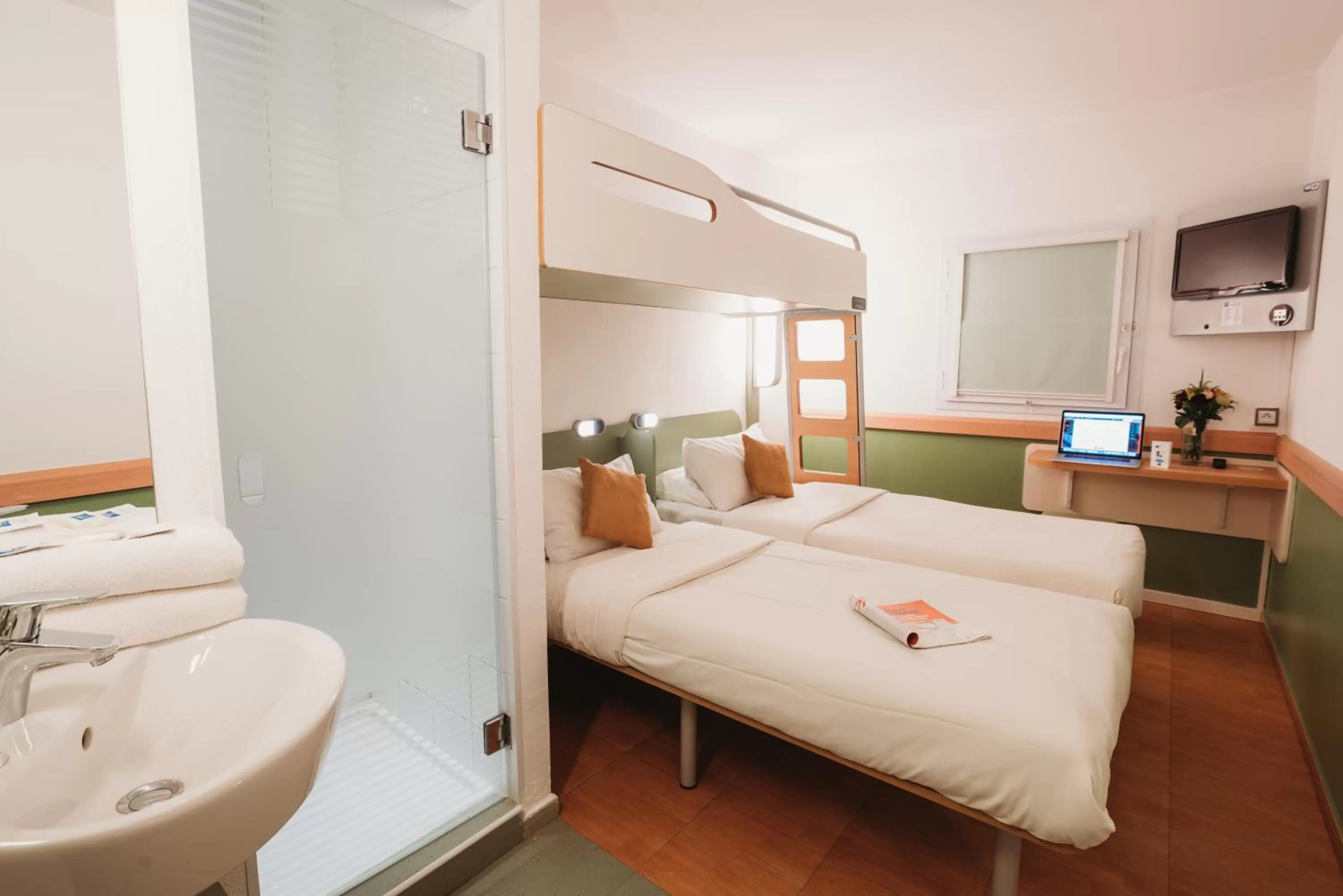 Triple Room with Twin Beds and Overhead Bunk in MIA Urban Agadir
