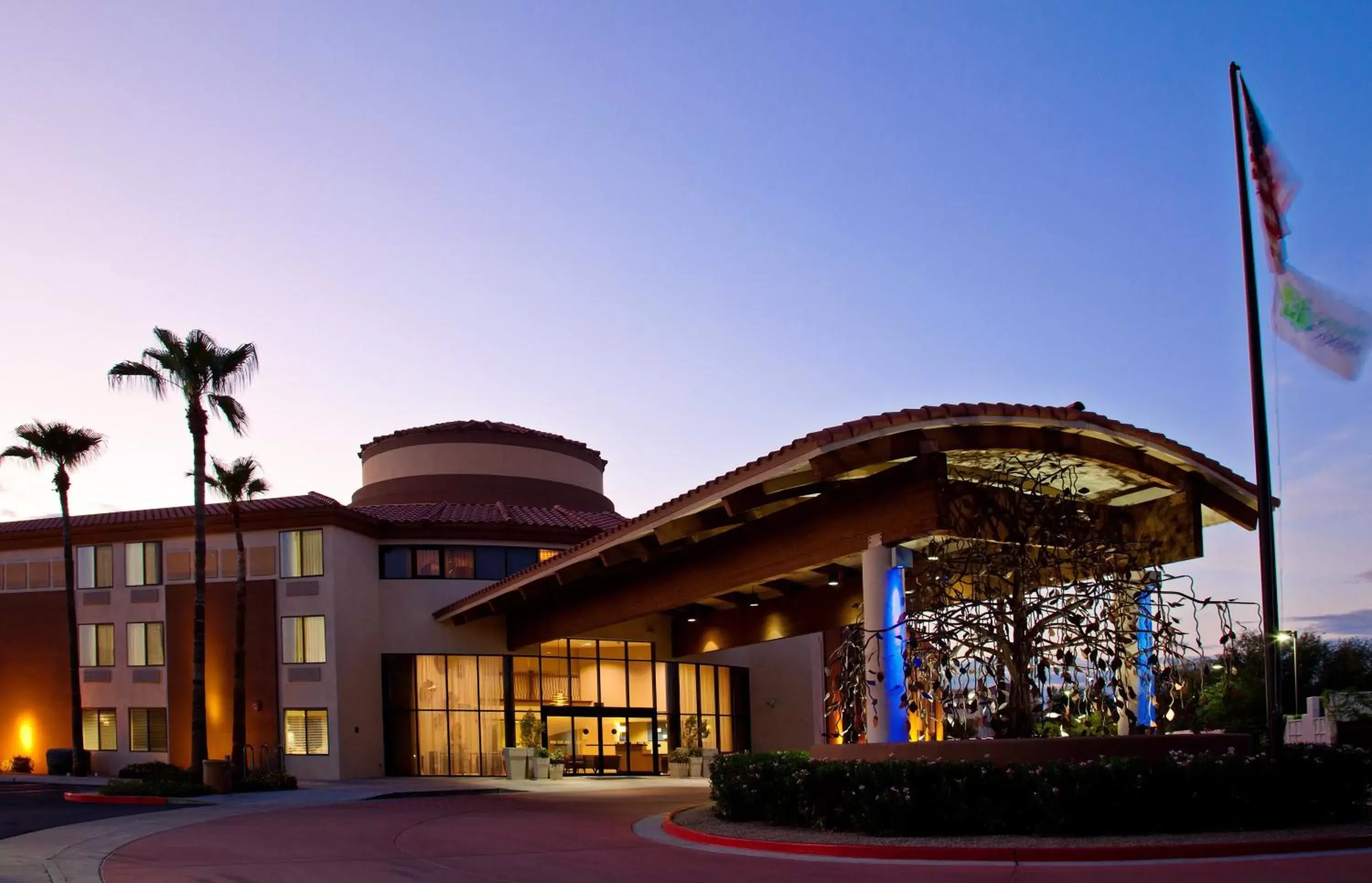 Property Building in Holiday Inn Express Scottsdale North, an IHG Hotel