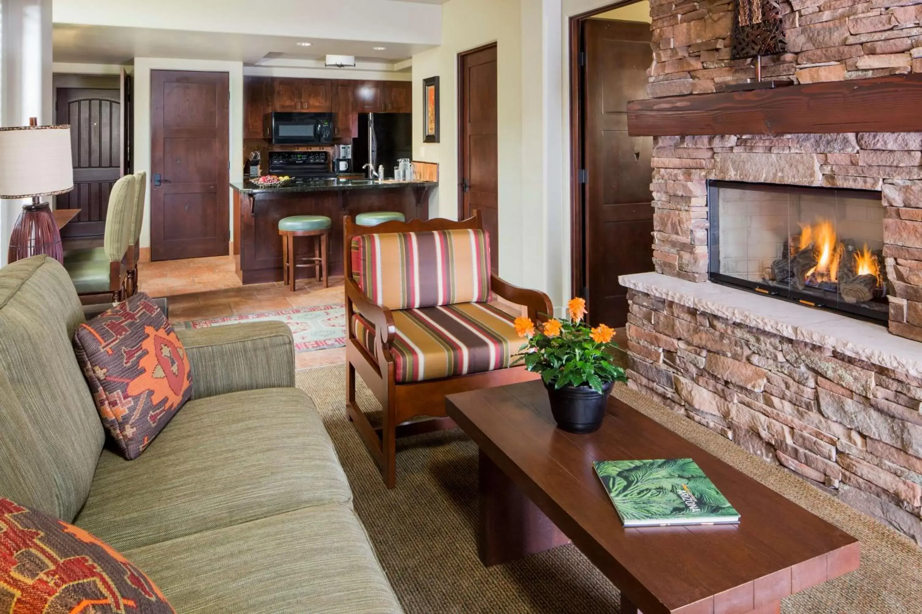 Living room, Seating Area in Hyatt Vacation Club at Pinon Pointe