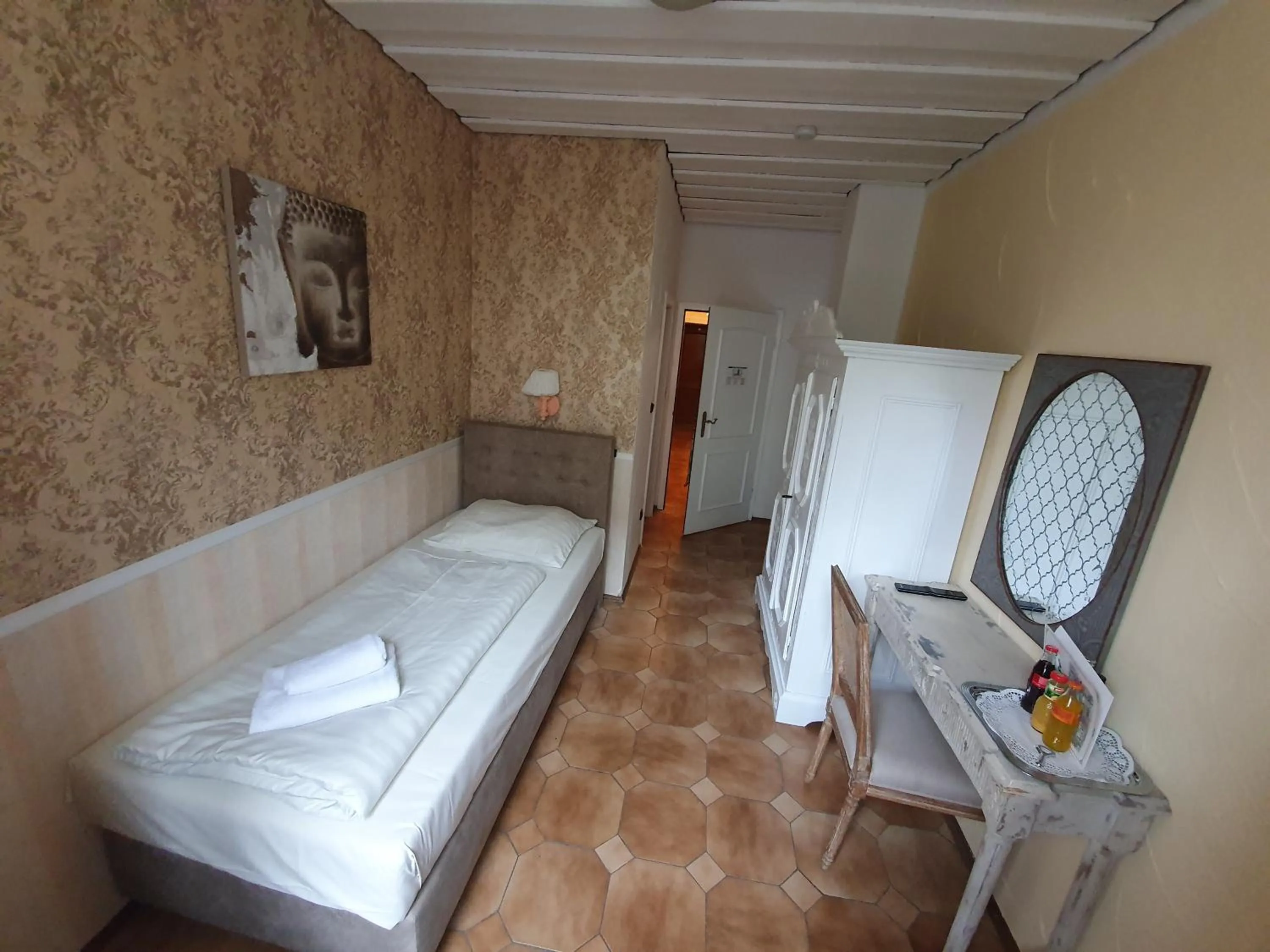 Photo of the whole room, Bed in Pension Seibel