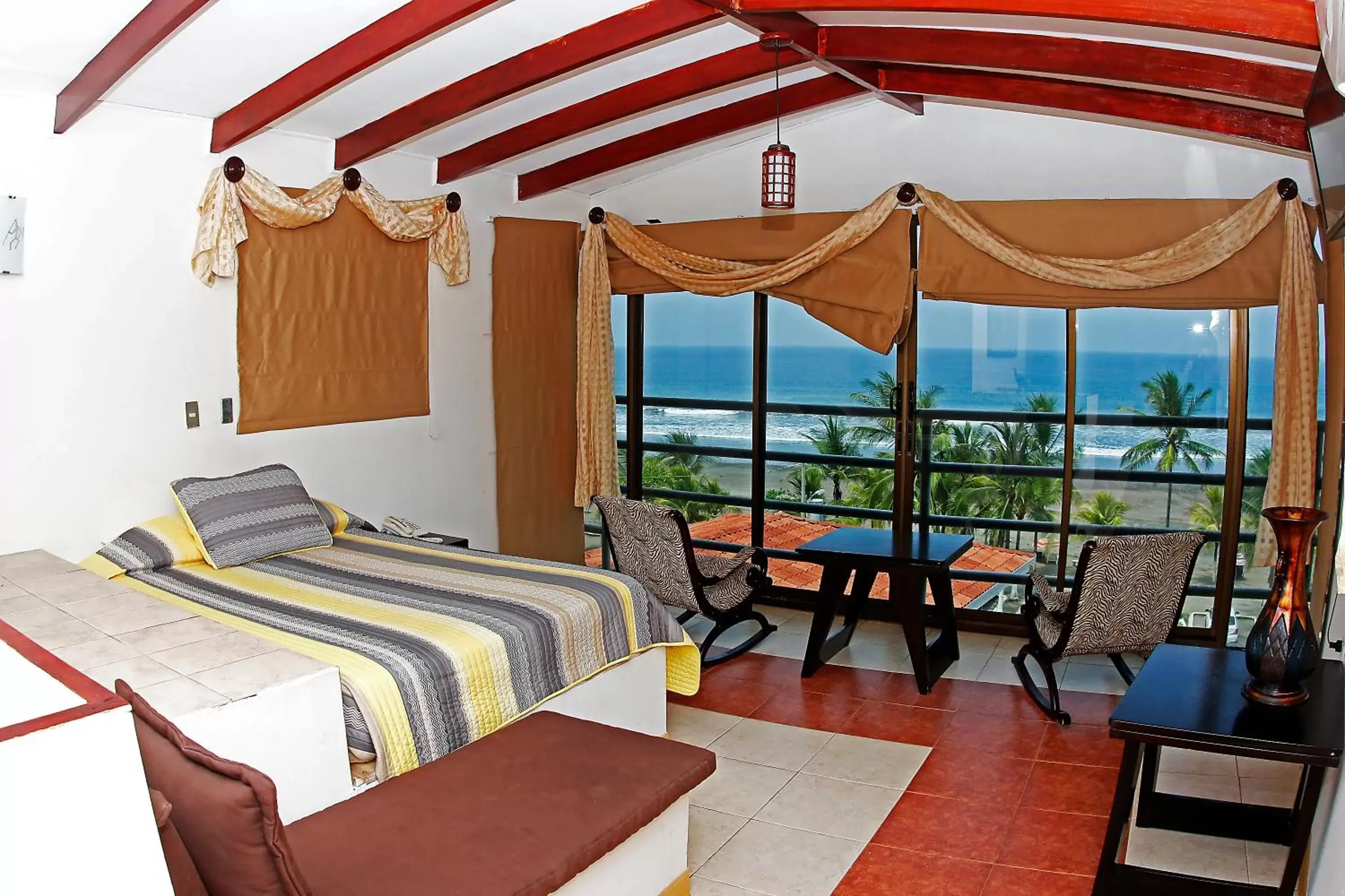Sea view in Balcon del Mar Beach Front Hotel