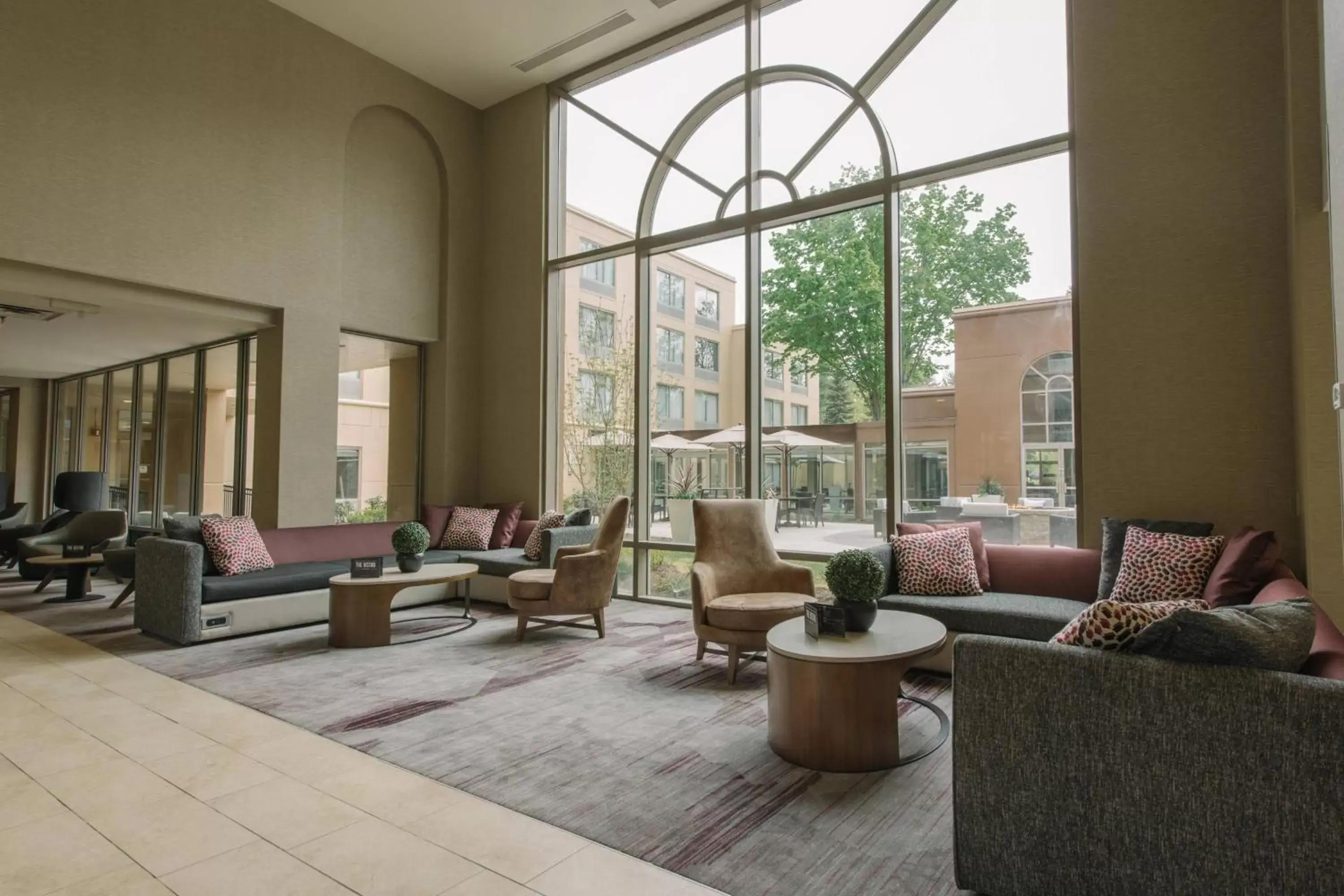 Lobby or reception, Seating Area in Courtyard by Marriott Nashua