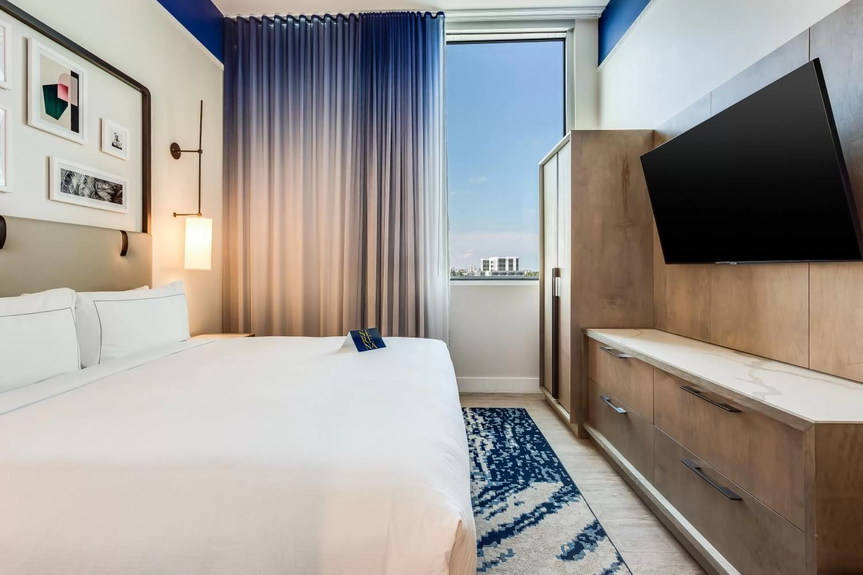 Bed in SERENA Hotel Aventura Miami, Tapestry Collection by Hilton