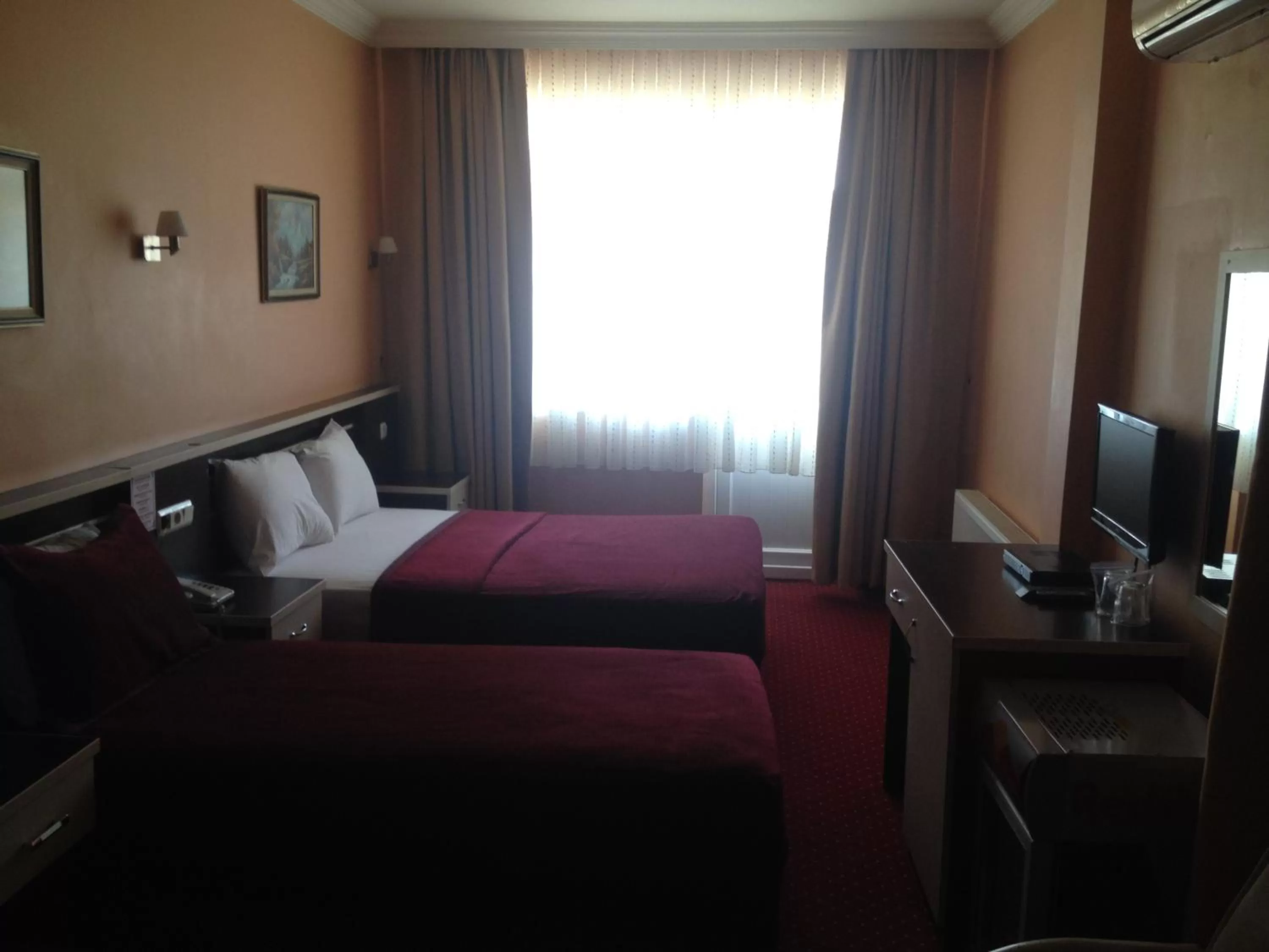 Triple Room in Mina 1 Hotel