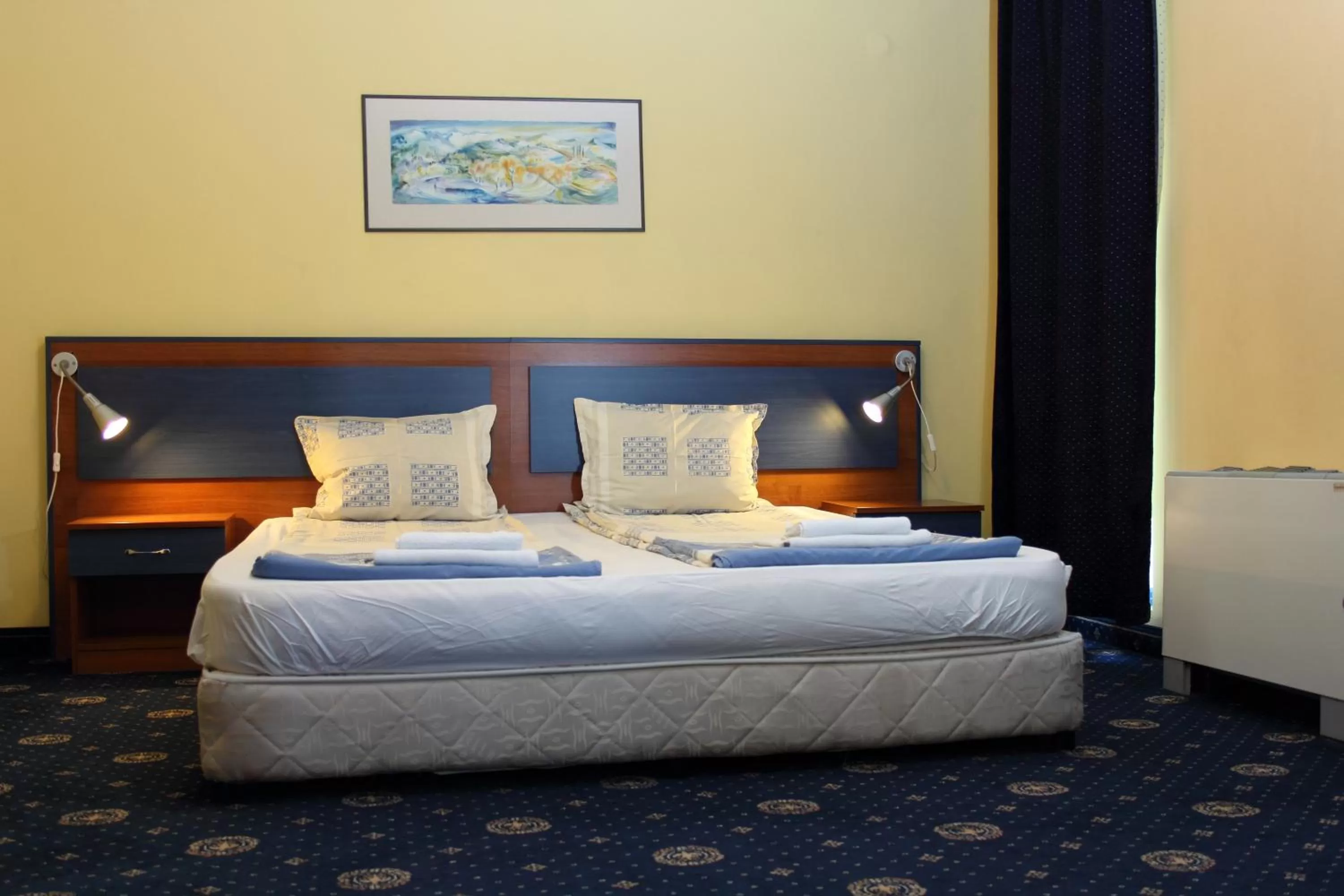 Bedroom, Bed in Fenix Family Hotel