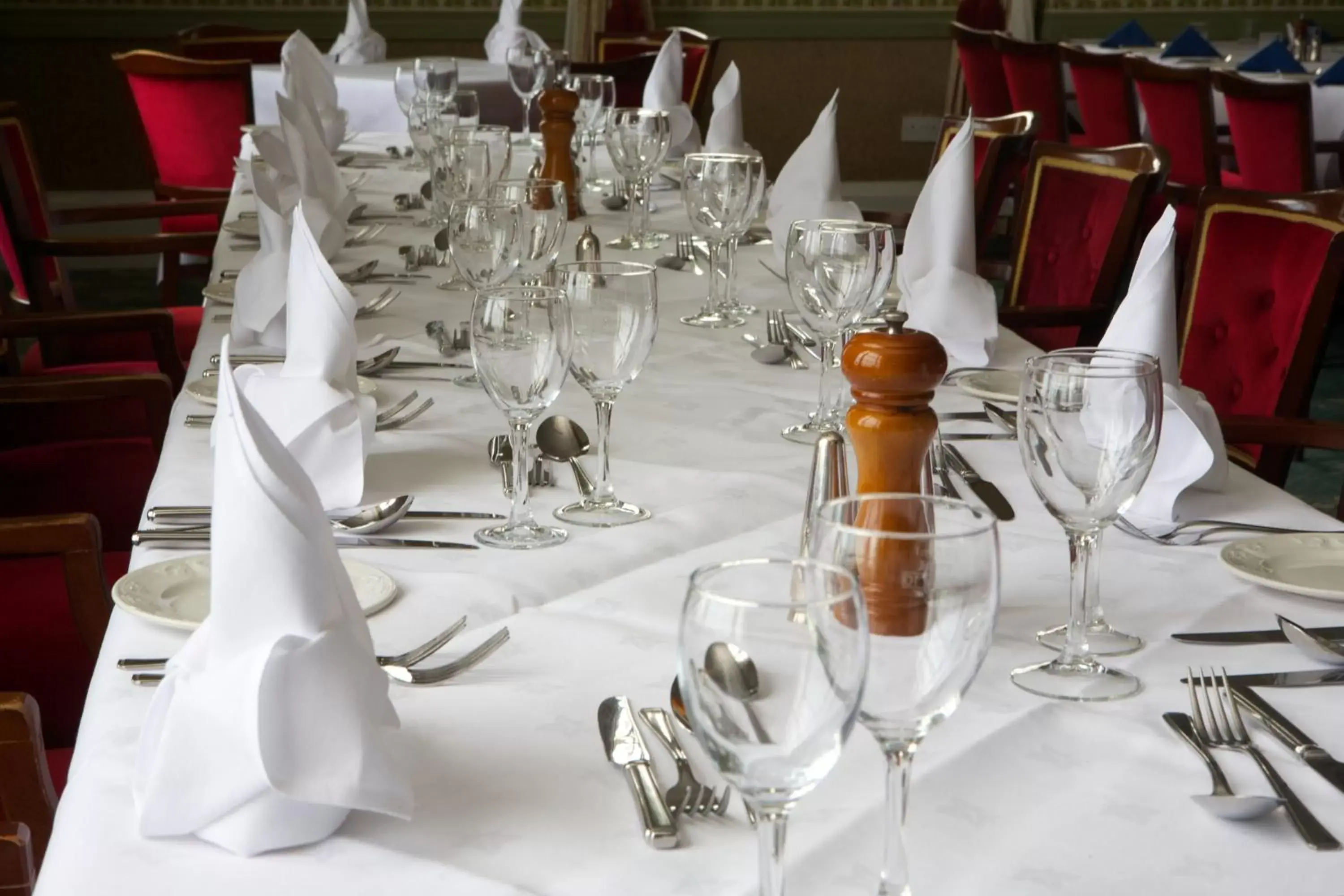 Banquet/Function facilities, Restaurant/Places to Eat in North West Castle Hotel