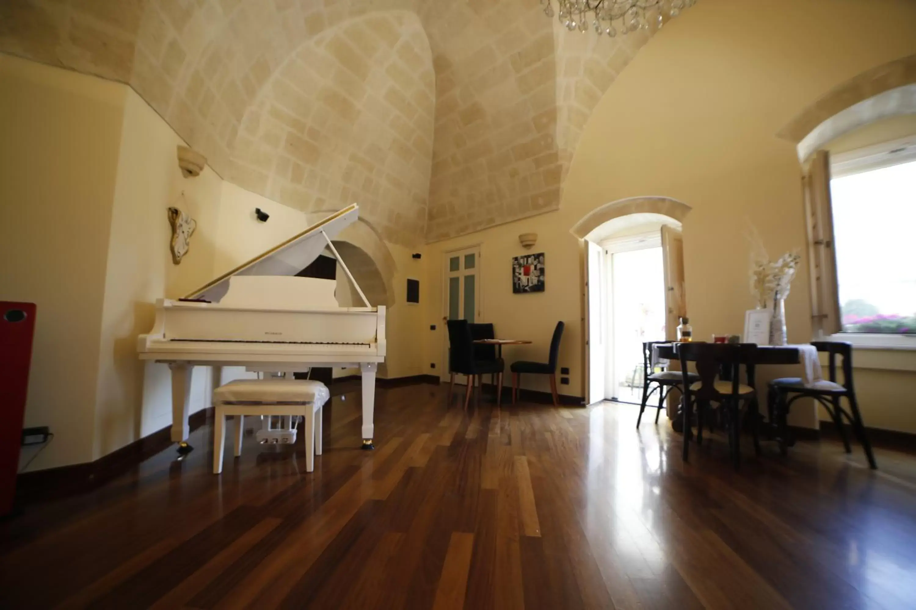 Dining area in Alla dimora di Chiara Suite and Rooms