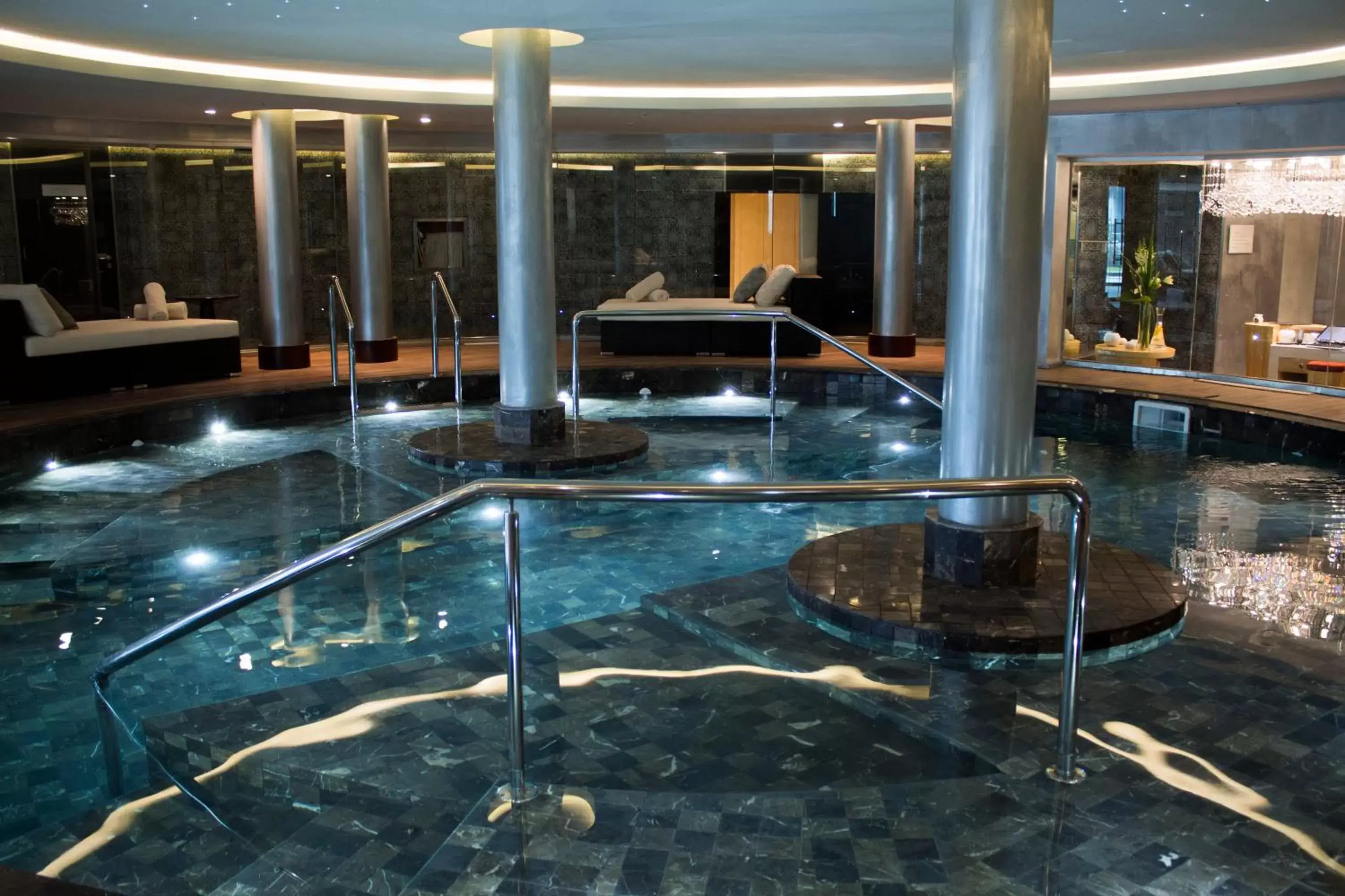 Swimming Pool in Sofitel Montevideo Casino Carrasco & Spa