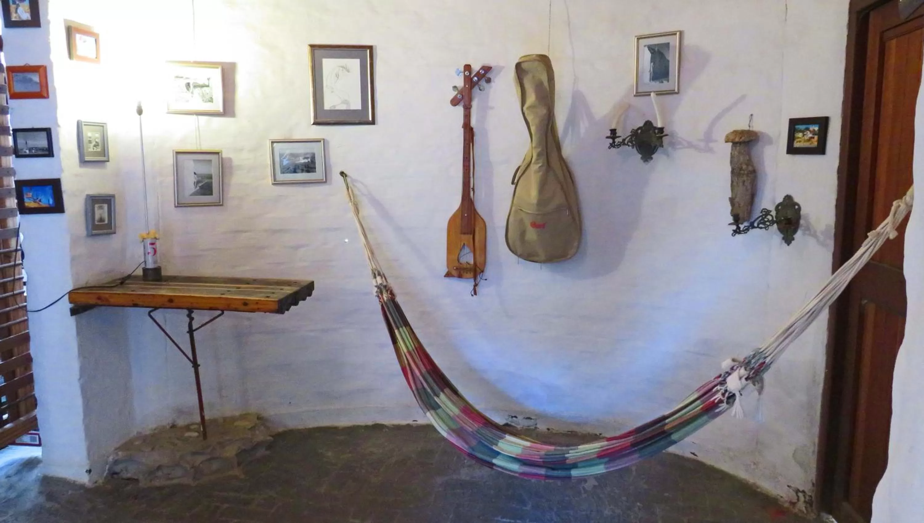 Alternative Space B & B