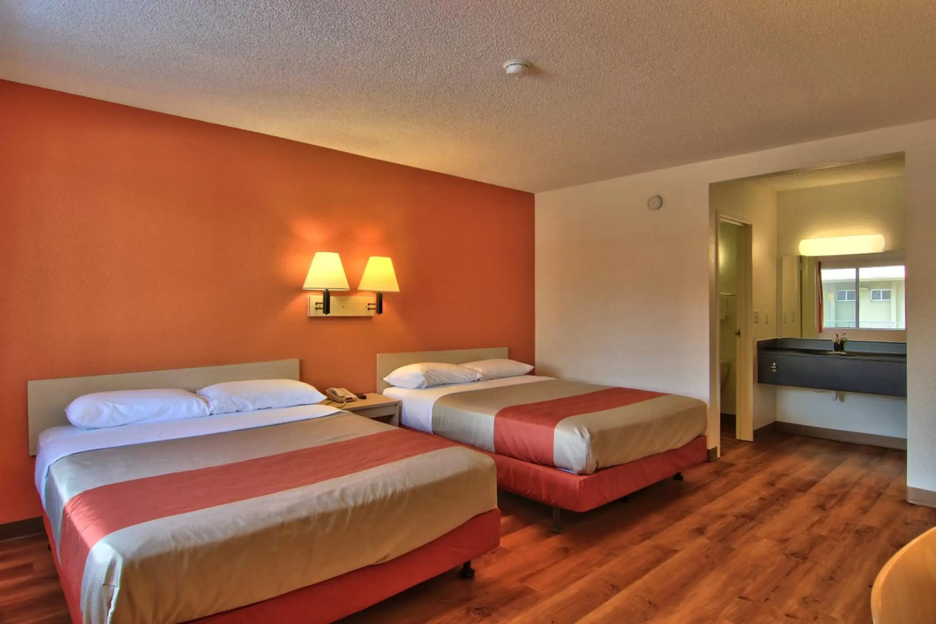 Bedroom, Bed in Motel 6-West Sacramento, CA