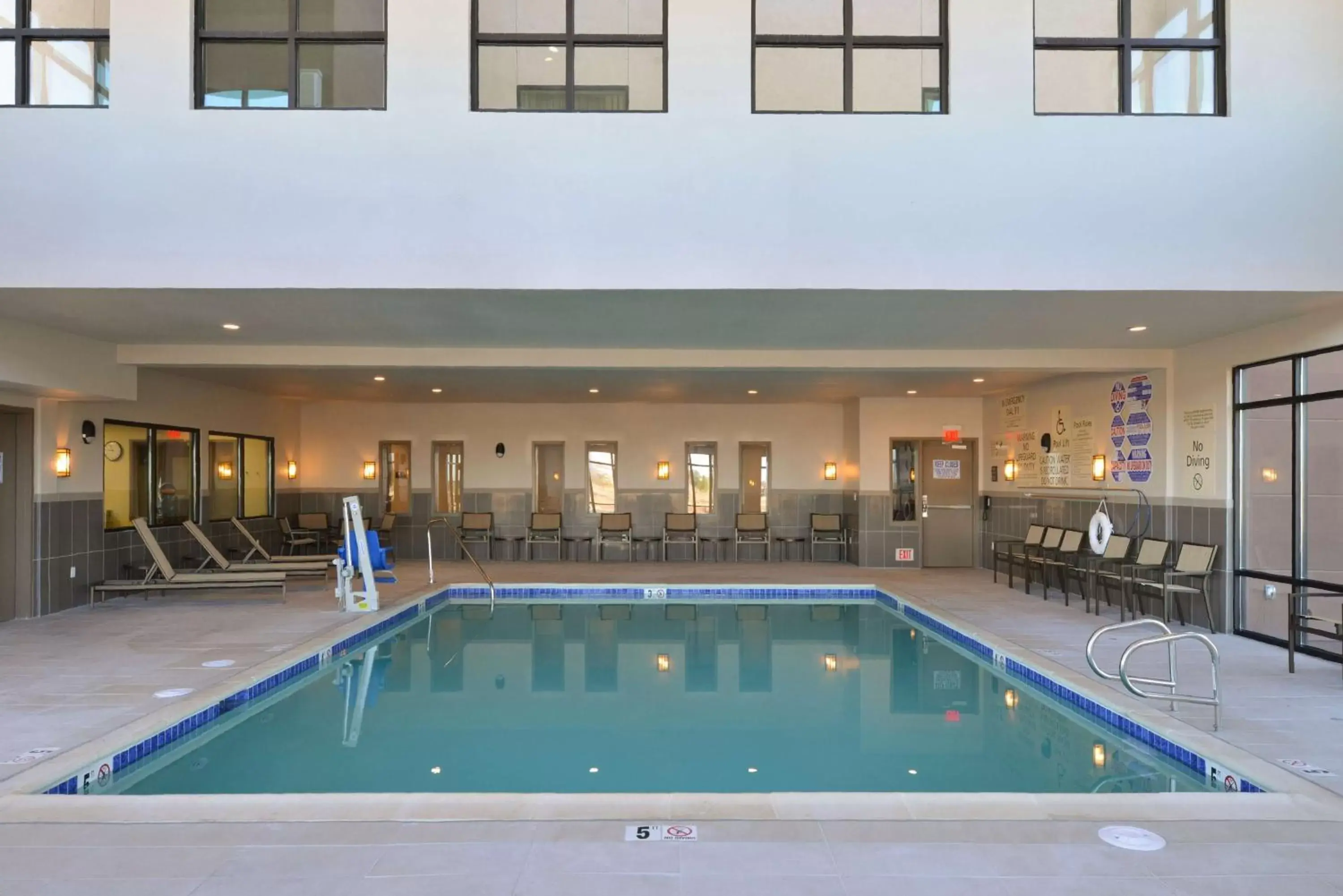 Pool view, Swimming Pool in Hampton Inn El Centro