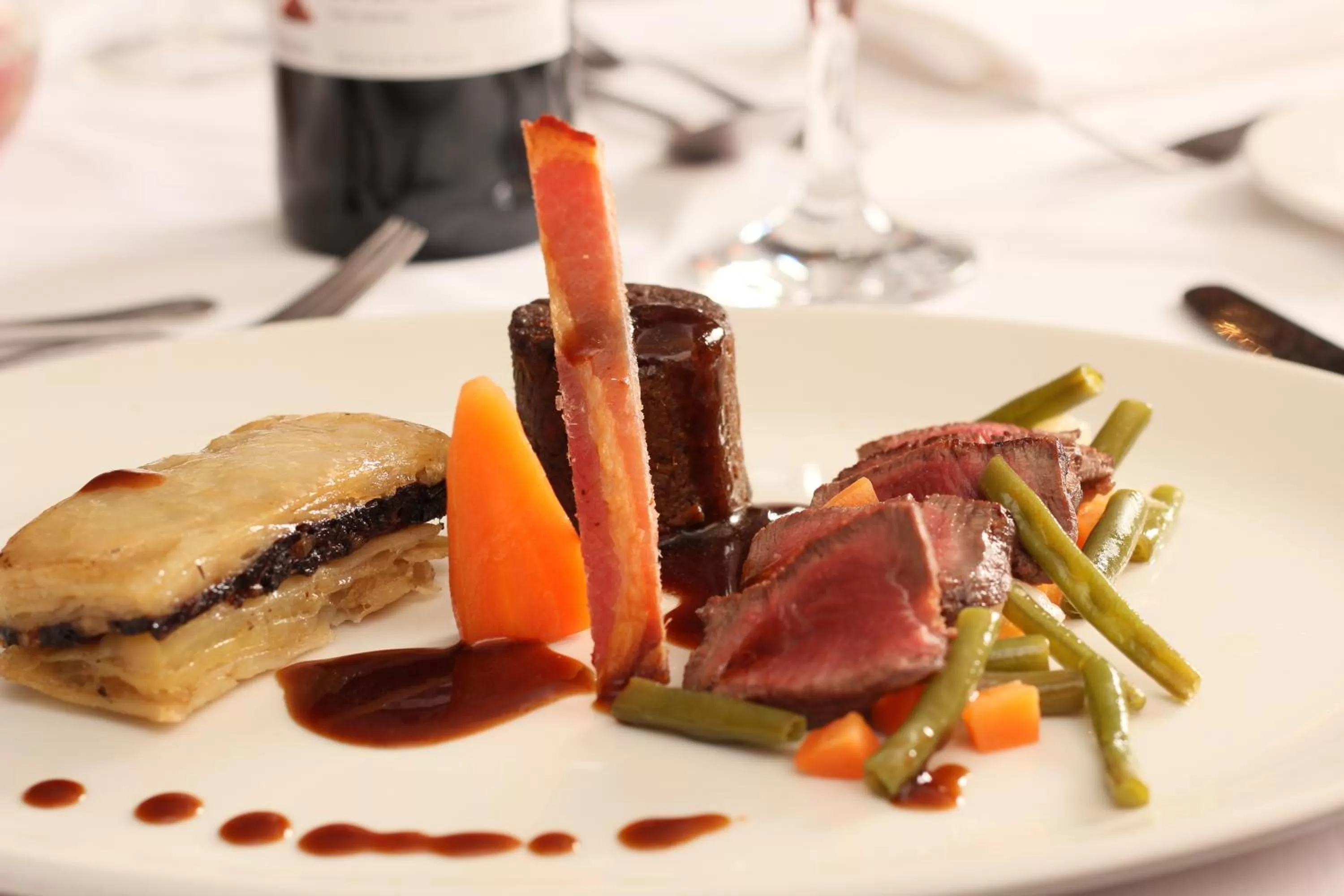 Restaurant/places to eat in Imperial Hotel