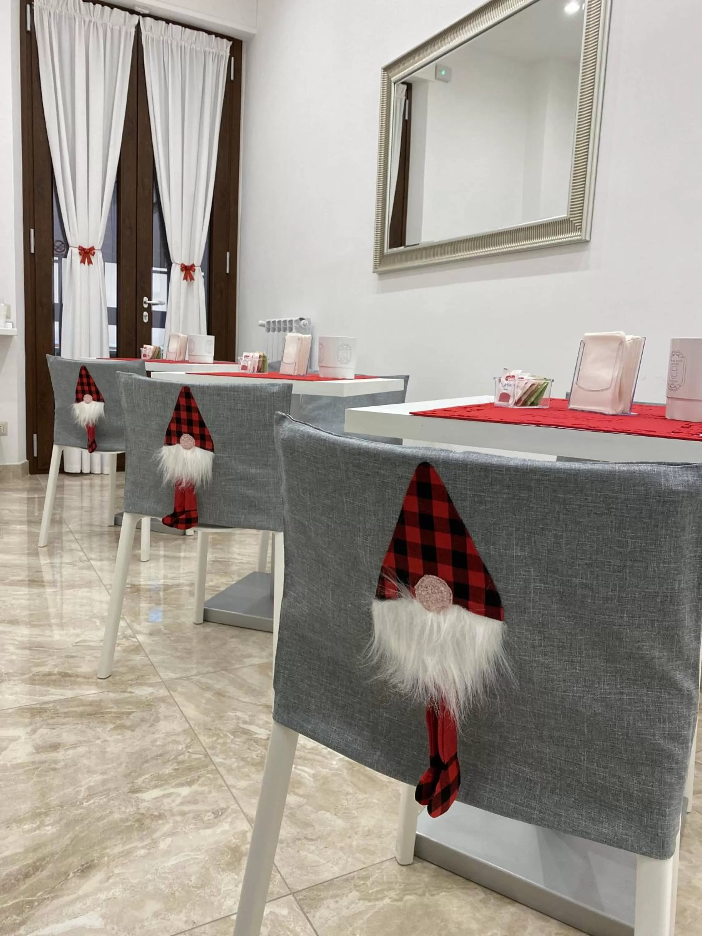 Communal lounge/ TV room in Toledo Point