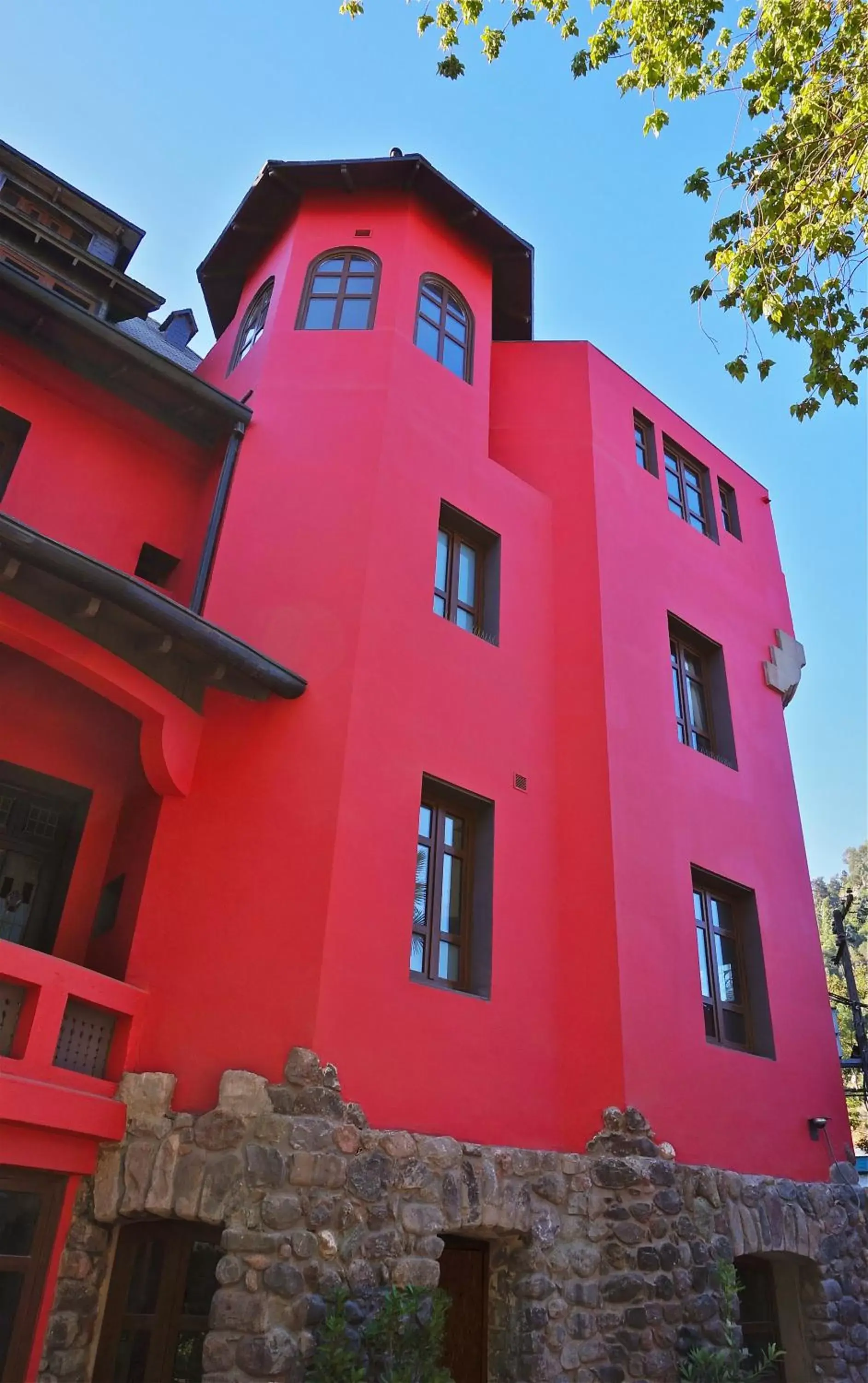 Facade/entrance, Property Building in Hotel Boutique Castillo Rojo