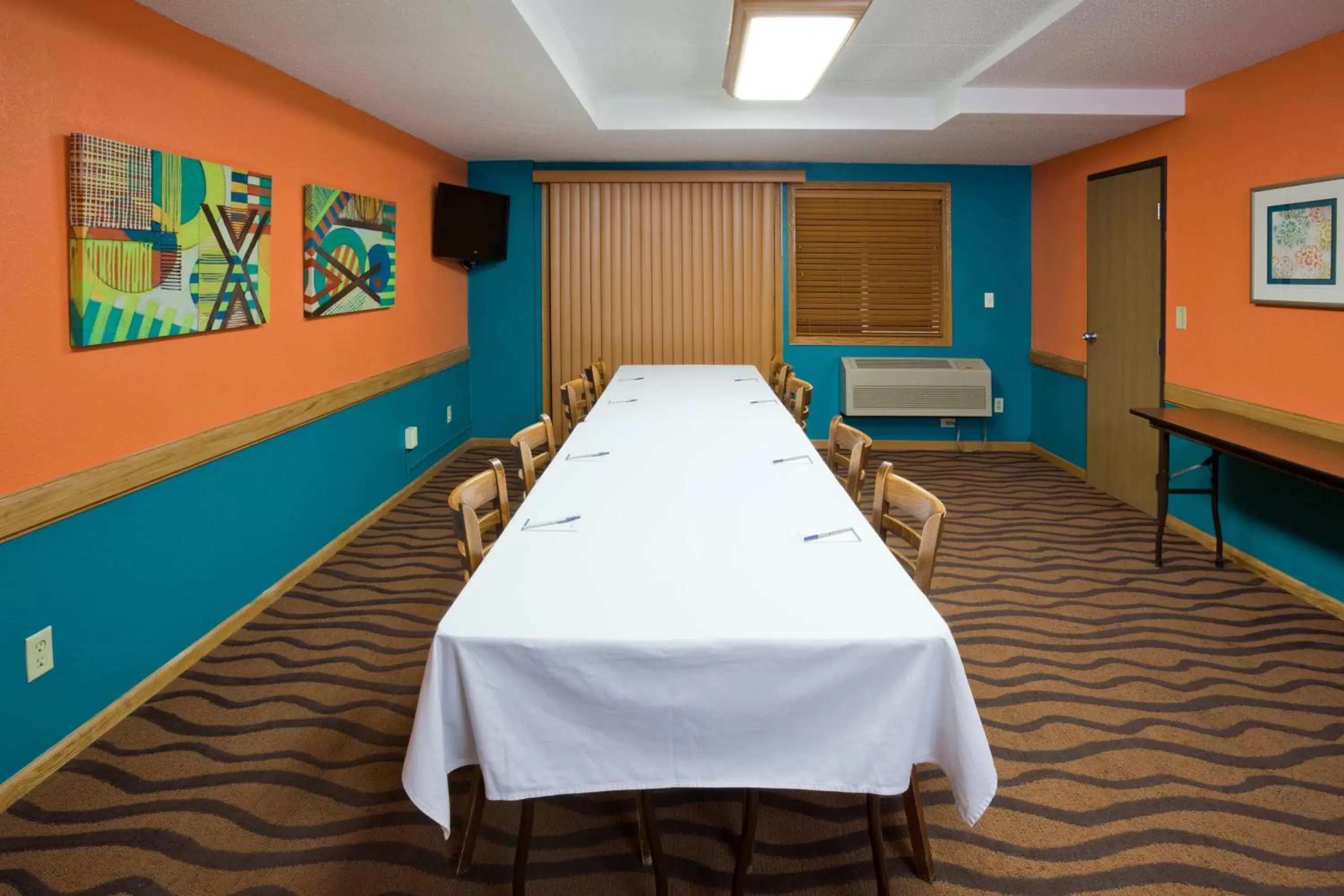 Meeting/conference room in AmericInn by Wyndham Fargo West Acres