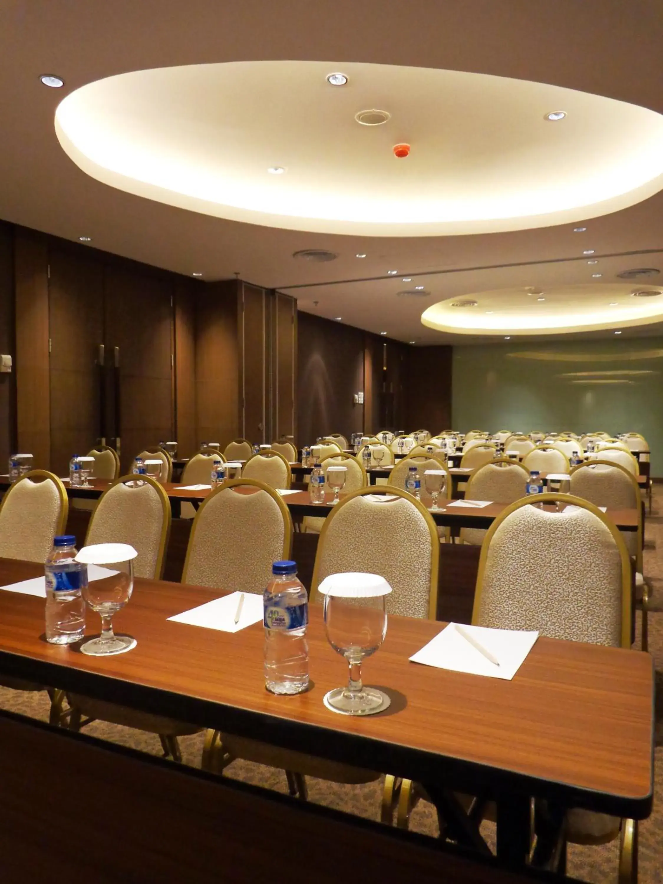 Meeting/conference room in Soll Marina Hotel Serpong