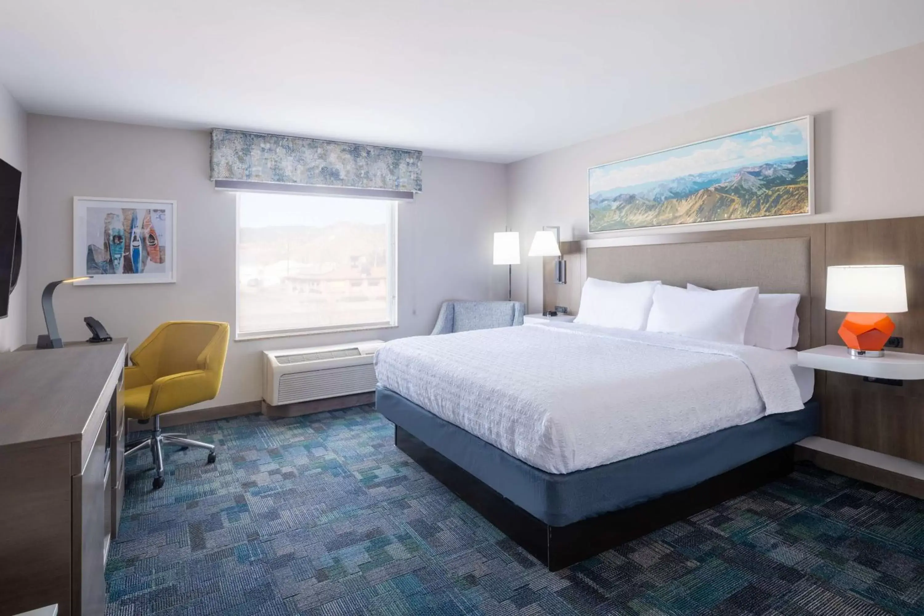 Bedroom, Bed in Hampton Inn & Suites Salida, CO