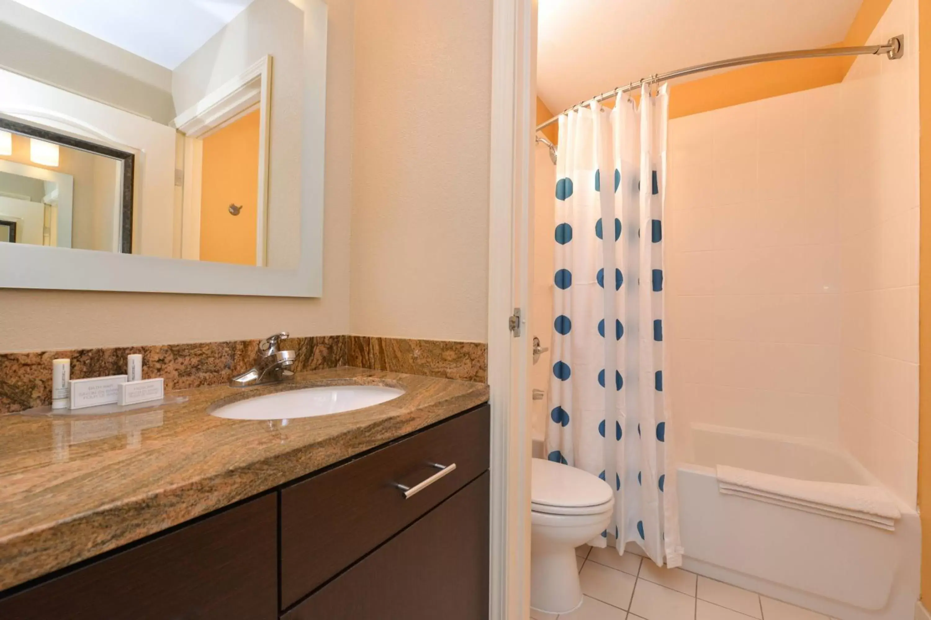 Bathroom in TownePlace Suites by Marriott Sacramento Roseville